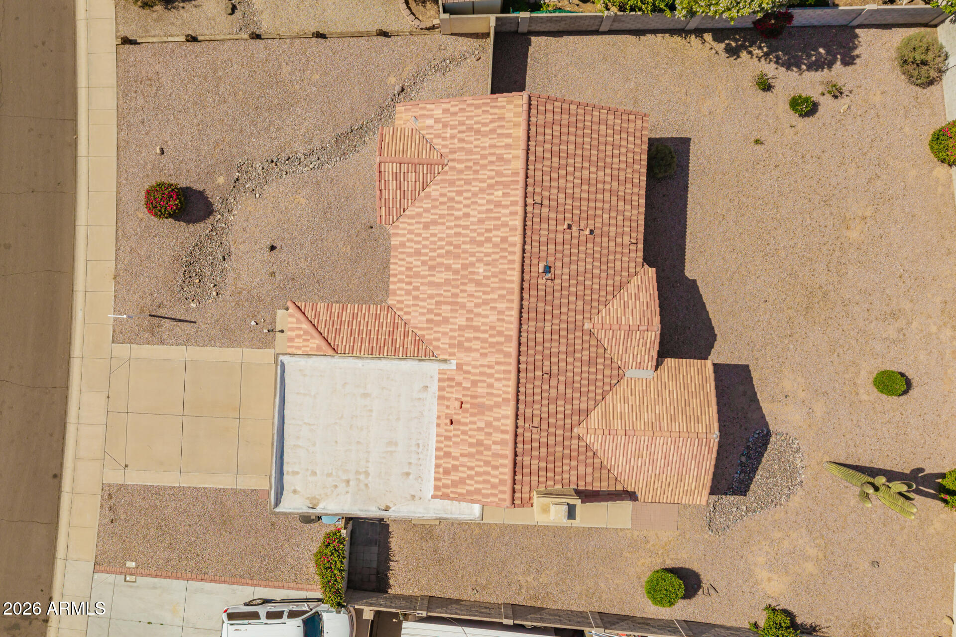 1638 E FAIRVIEW Street