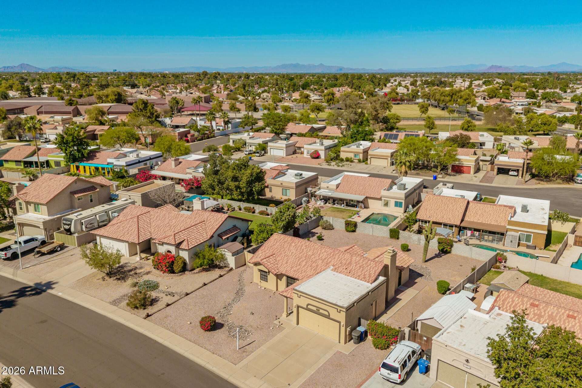 1638 E FAIRVIEW Street