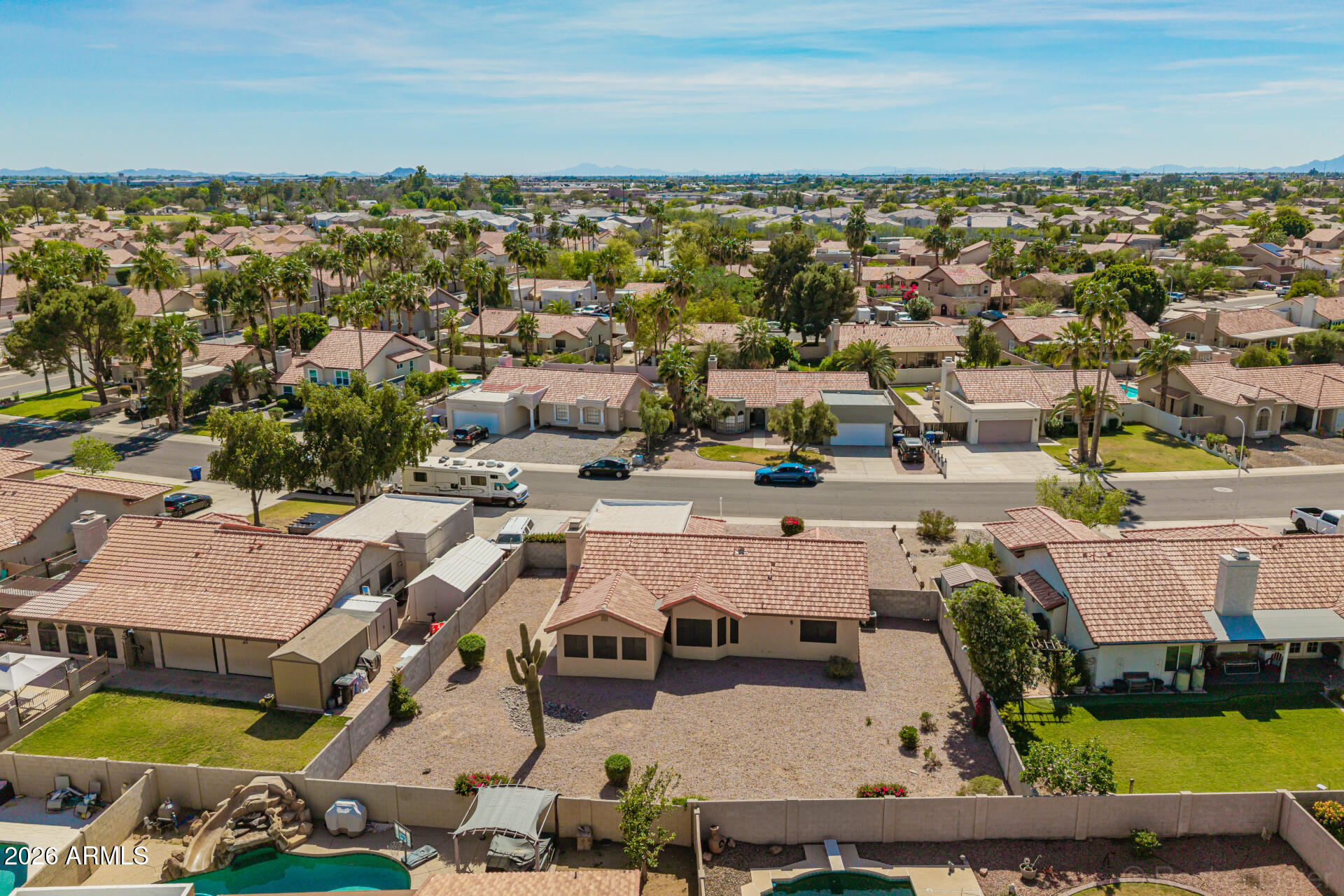 1638 E FAIRVIEW Street