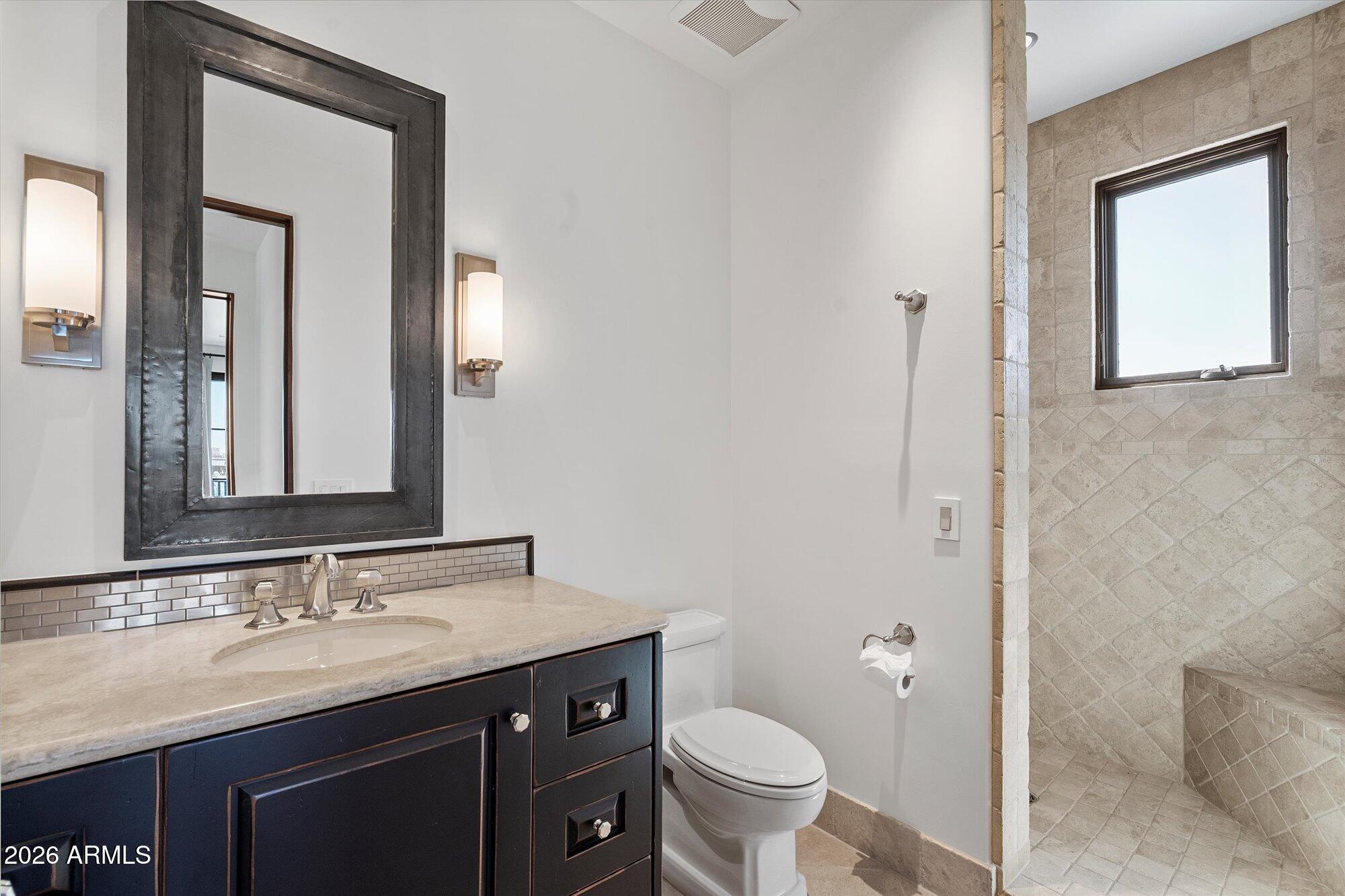 9820 E THOMPSON PEAK Parkway 648