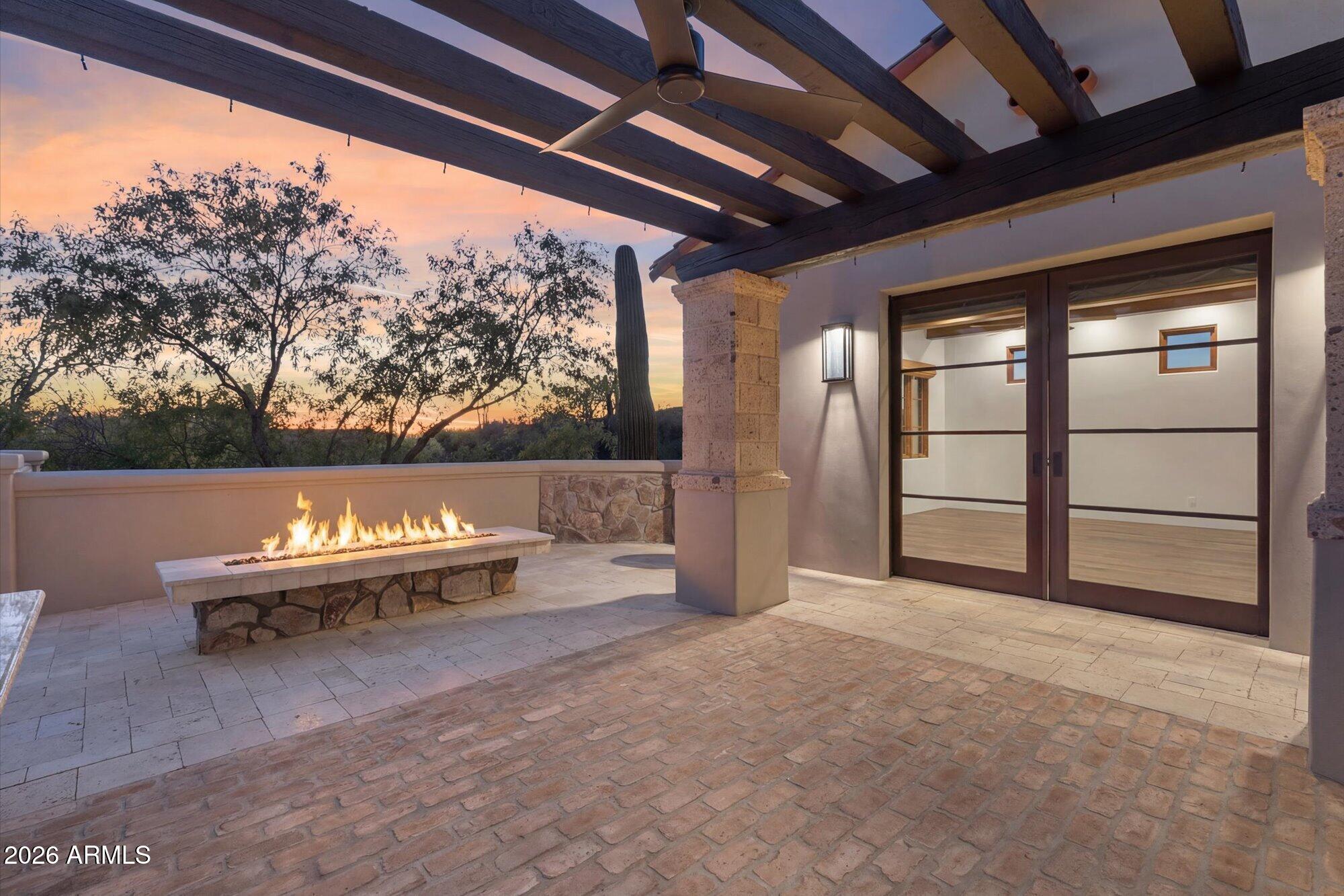 9820 E THOMPSON PEAK Parkway 648