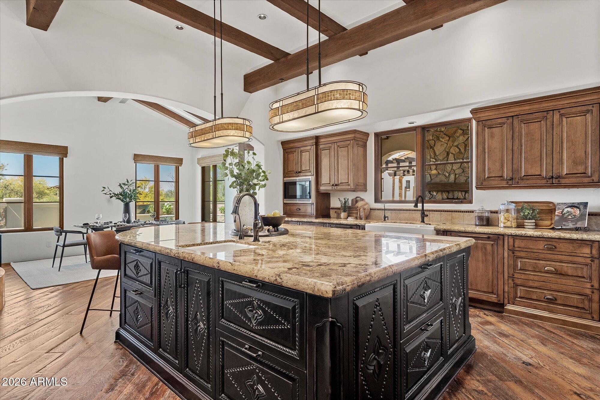 9820 E THOMPSON PEAK Parkway 648