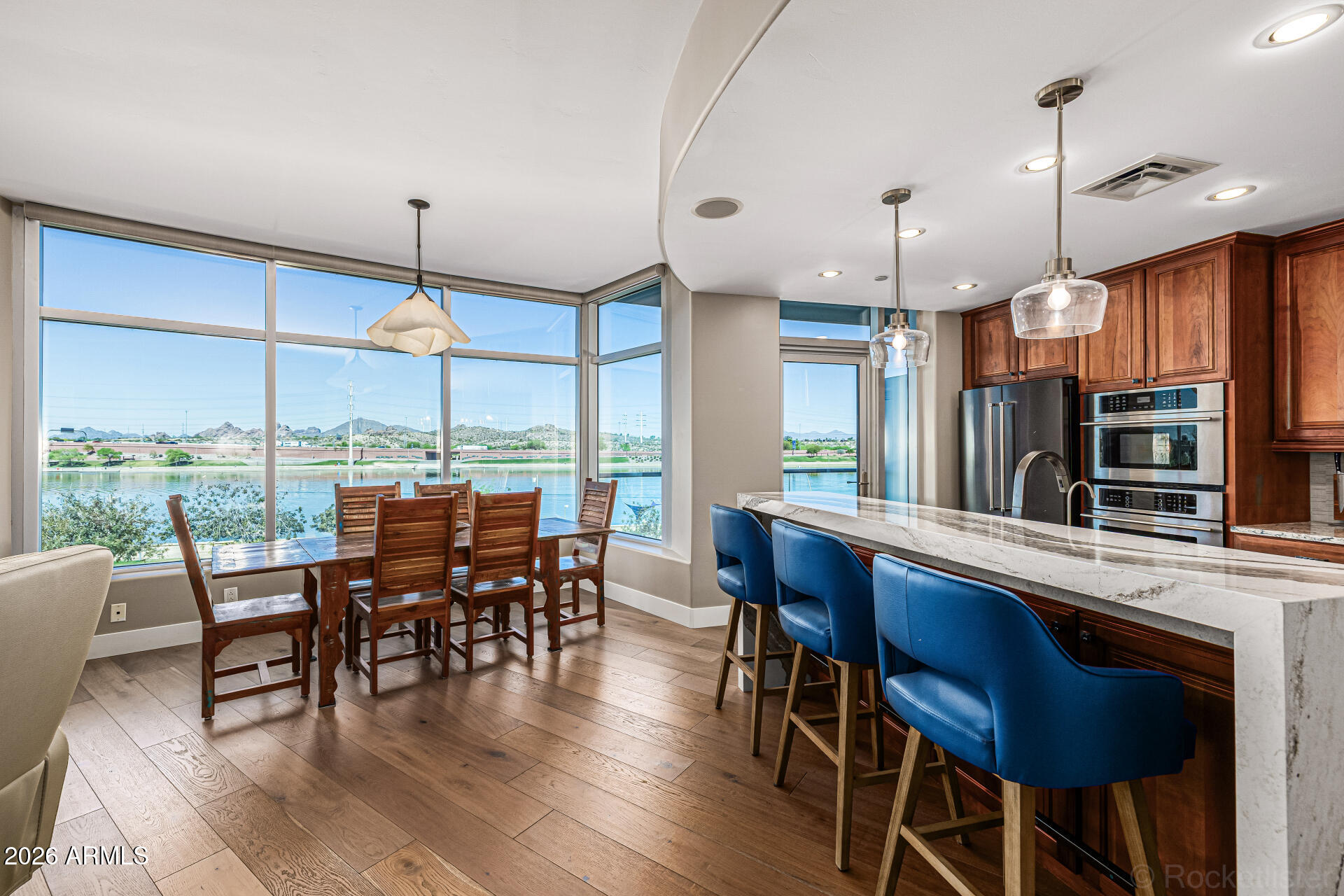 120 E RIO SALADO Parkway 204