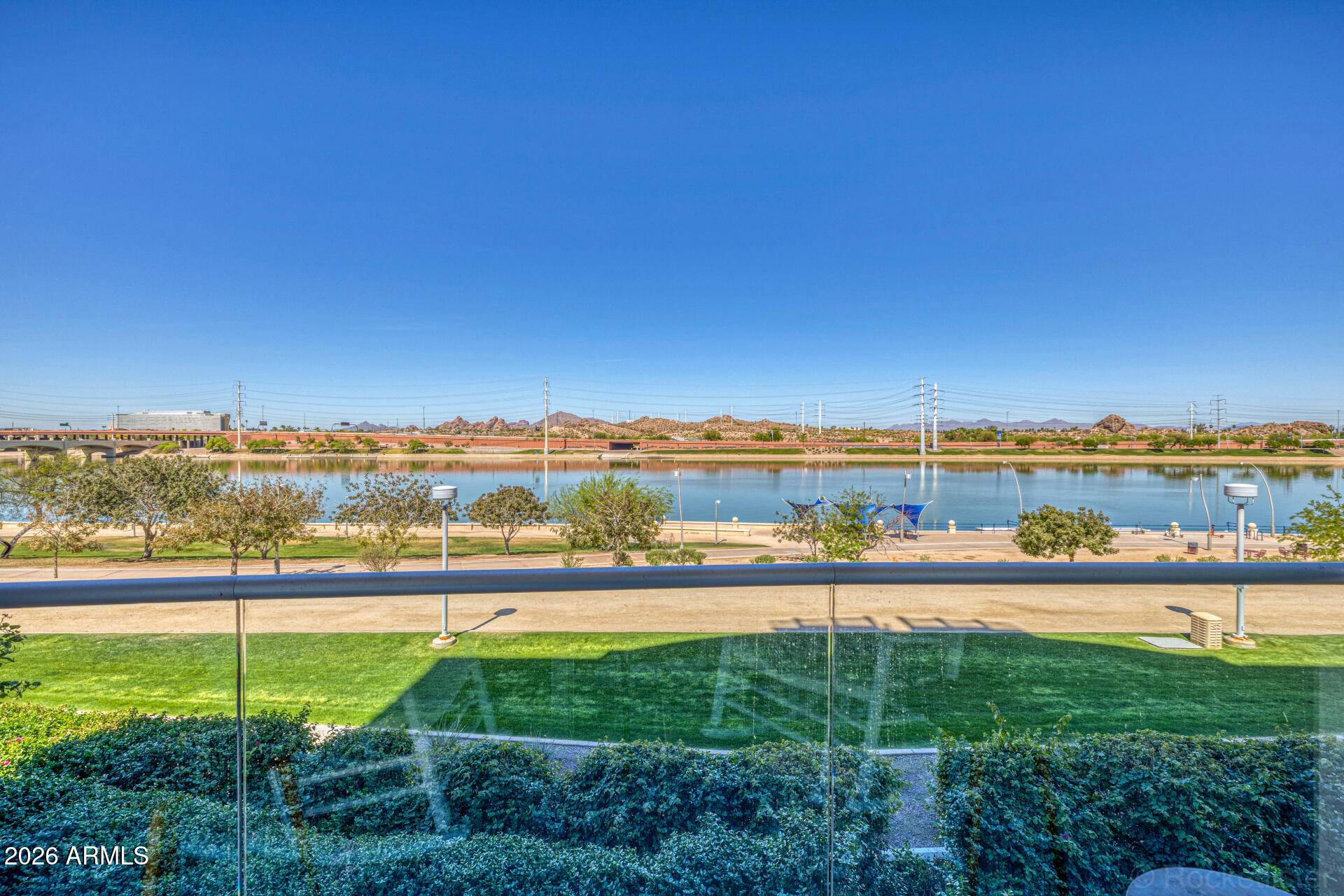 120 E RIO SALADO Parkway 204