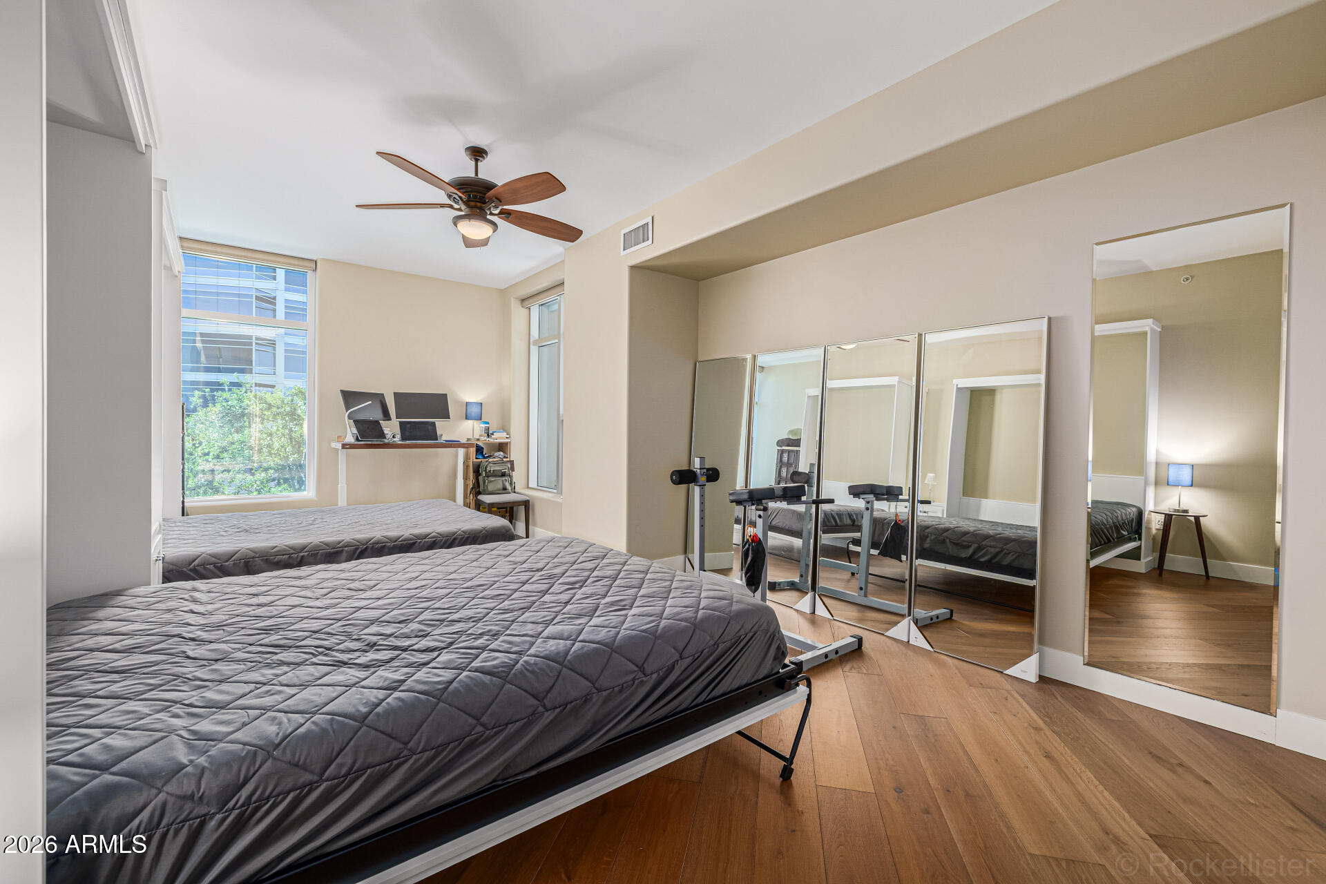 120 E RIO SALADO Parkway 204