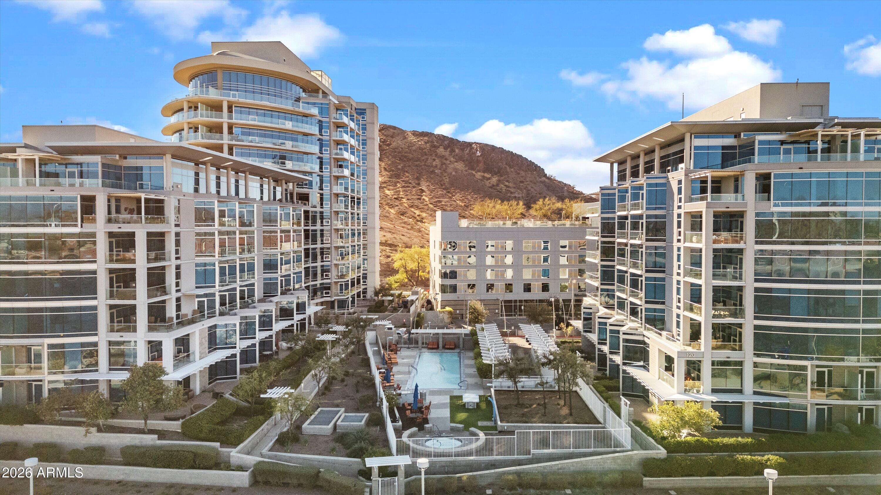 120 E RIO SALADO Parkway 204