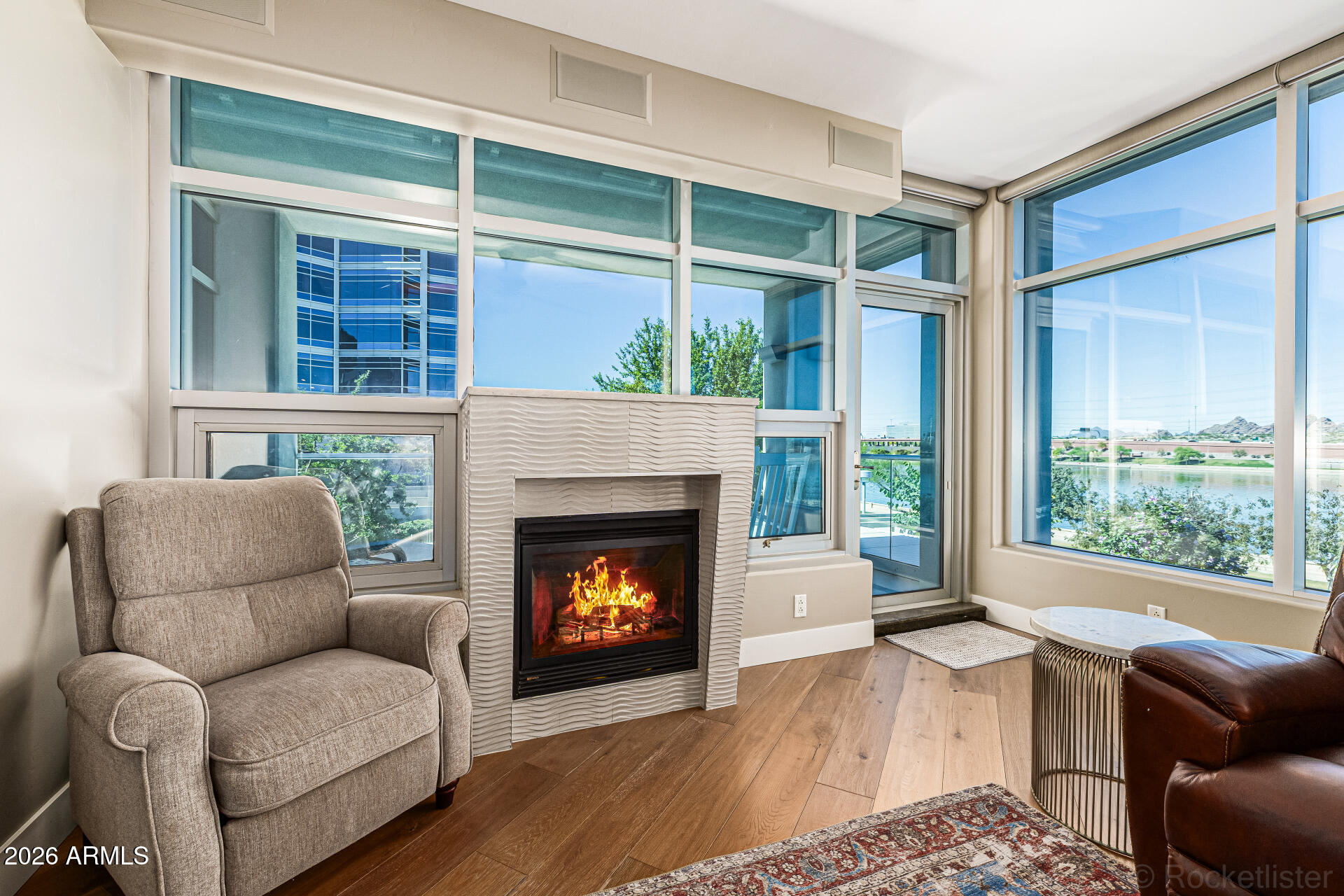 120 E RIO SALADO Parkway 204