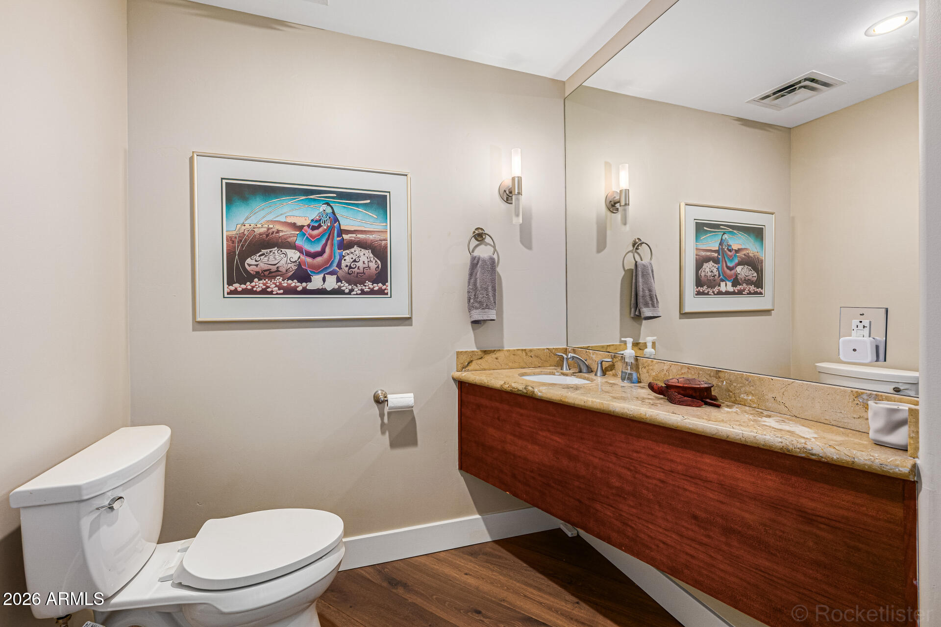 120 E RIO SALADO Parkway 204