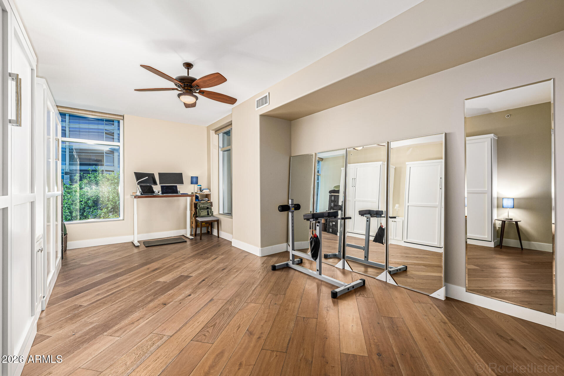 120 E RIO SALADO Parkway 204