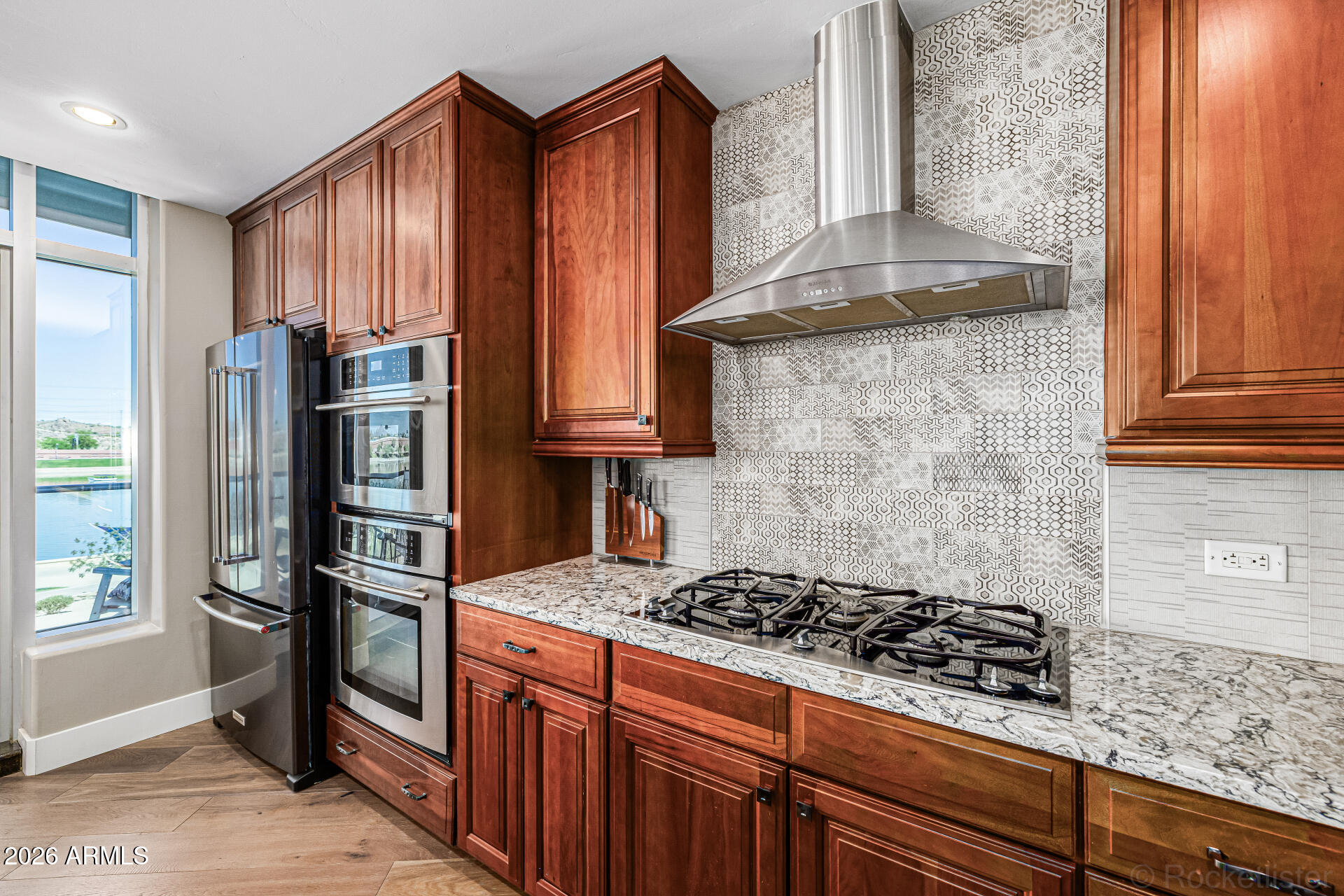 120 E RIO SALADO Parkway 204