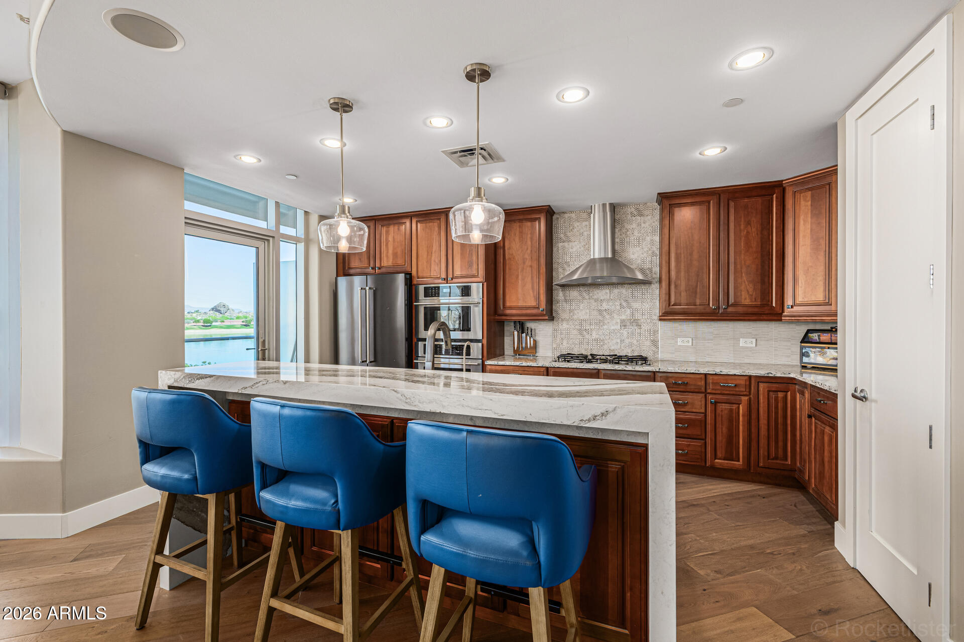 120 E RIO SALADO Parkway 204