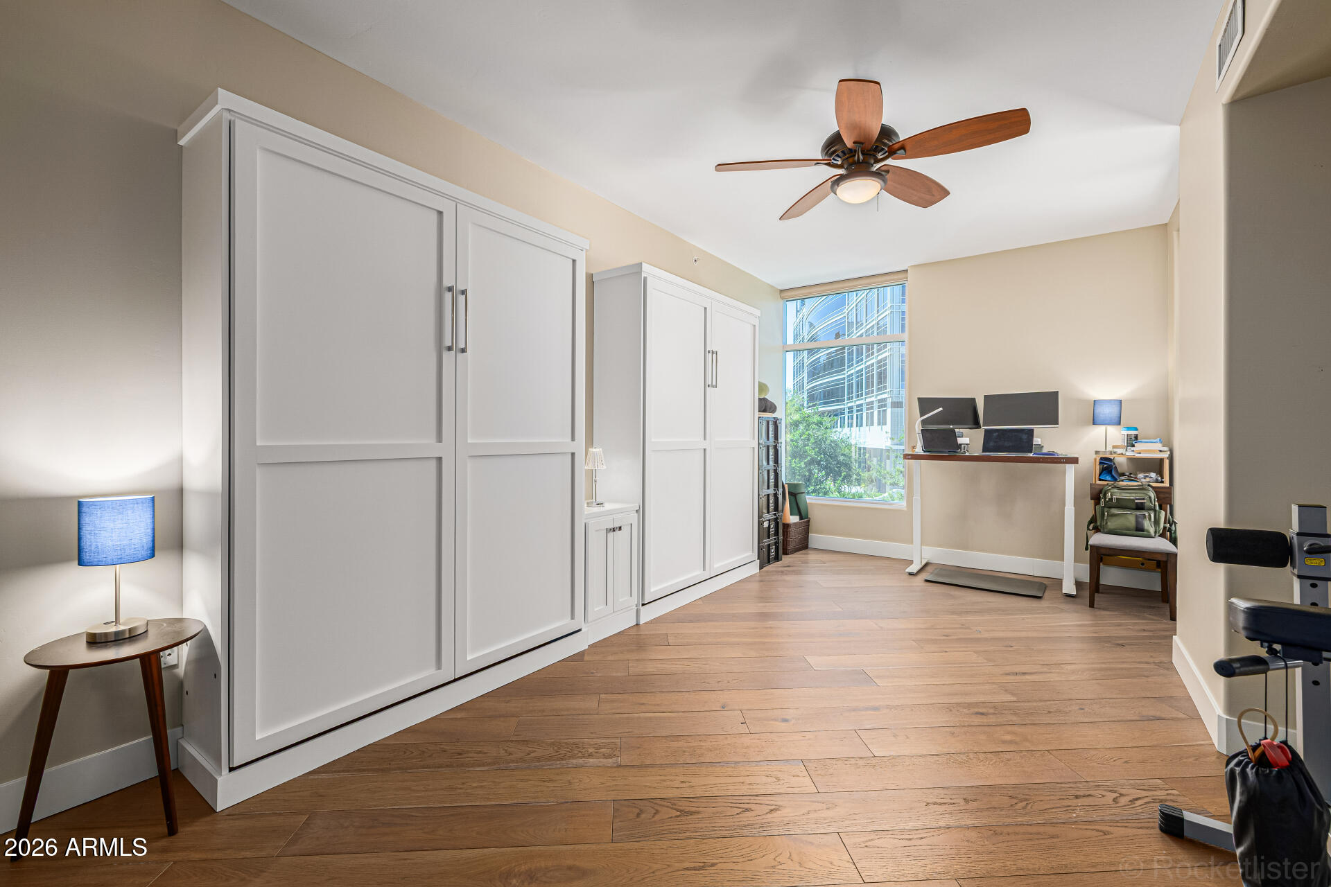 120 E RIO SALADO Parkway 204