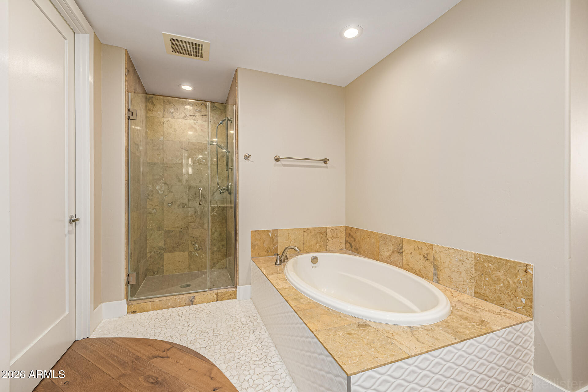 120 E RIO SALADO Parkway 204