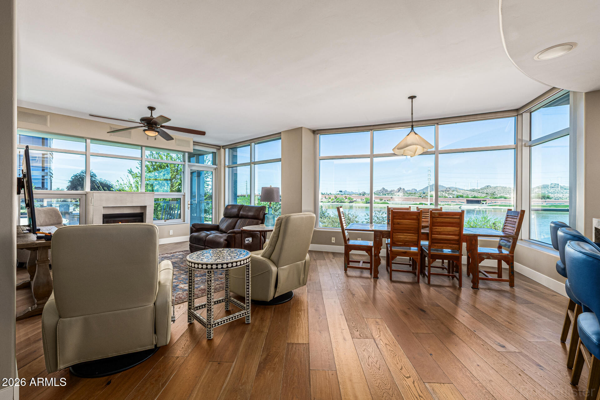 120 E RIO SALADO Parkway 204