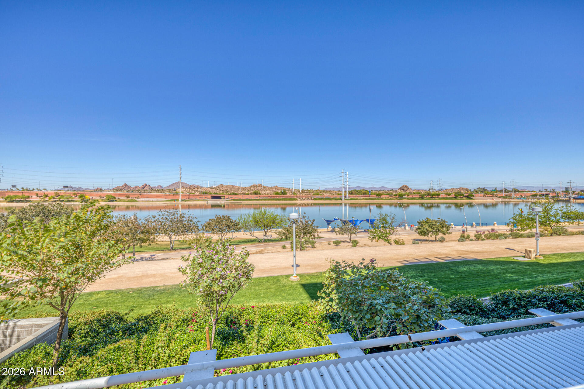 120 E RIO SALADO Parkway 204