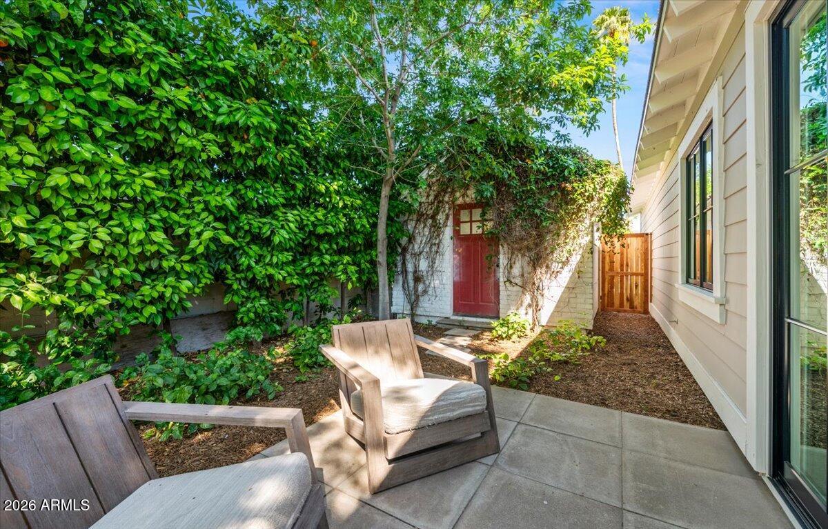 6141 E CALLE CAMELIA