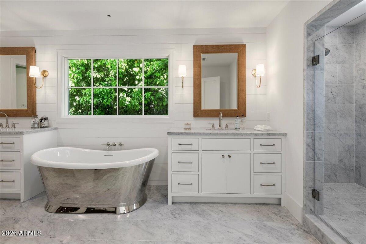 6141 E CALLE CAMELIA