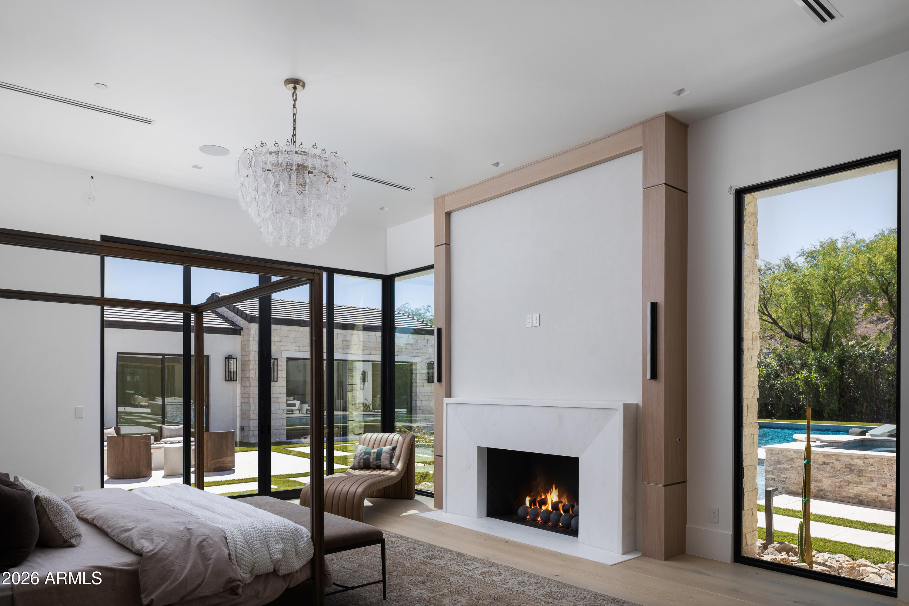 5717 E VIA LOS RANCHOS