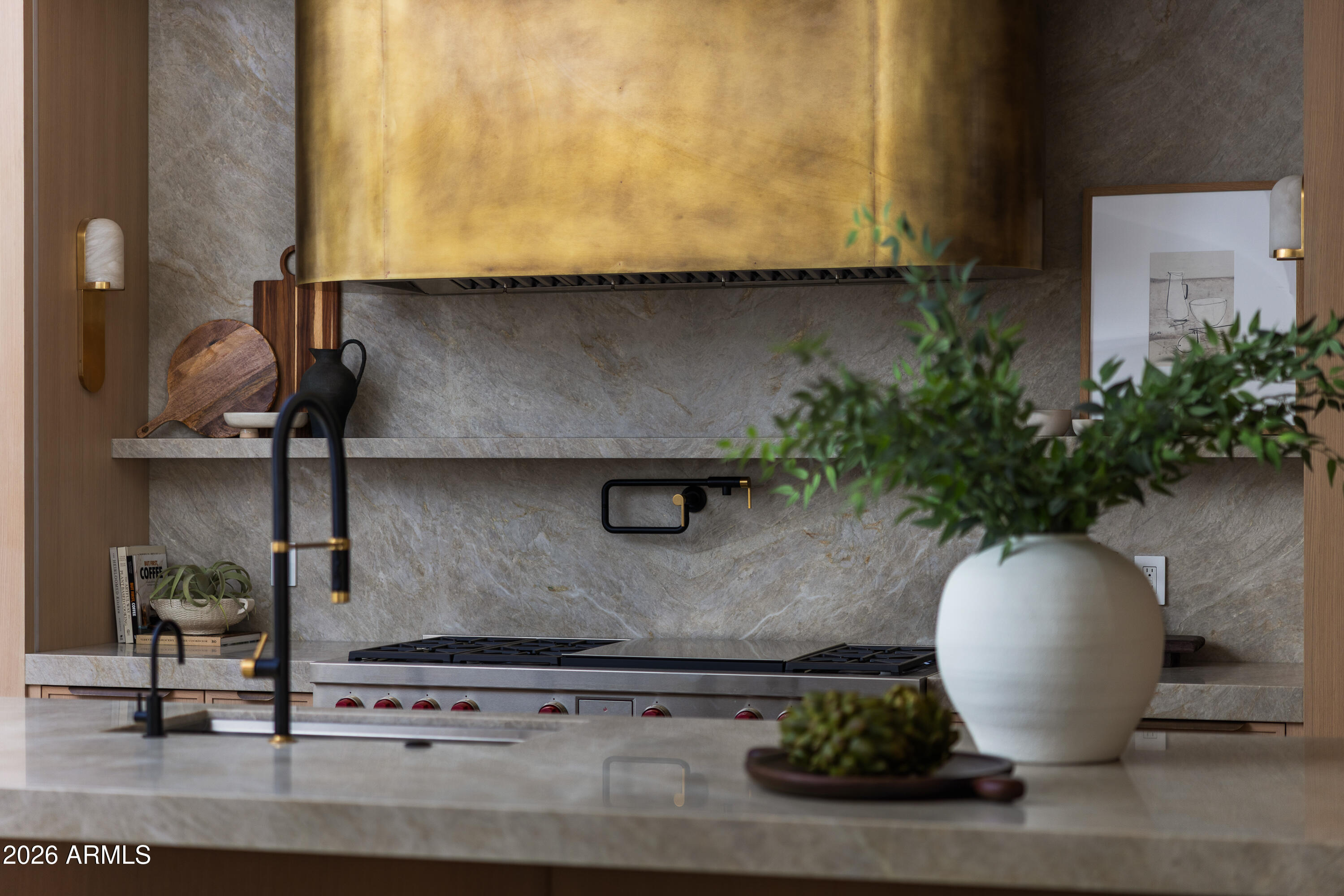 5717 E VIA LOS RANCHOS