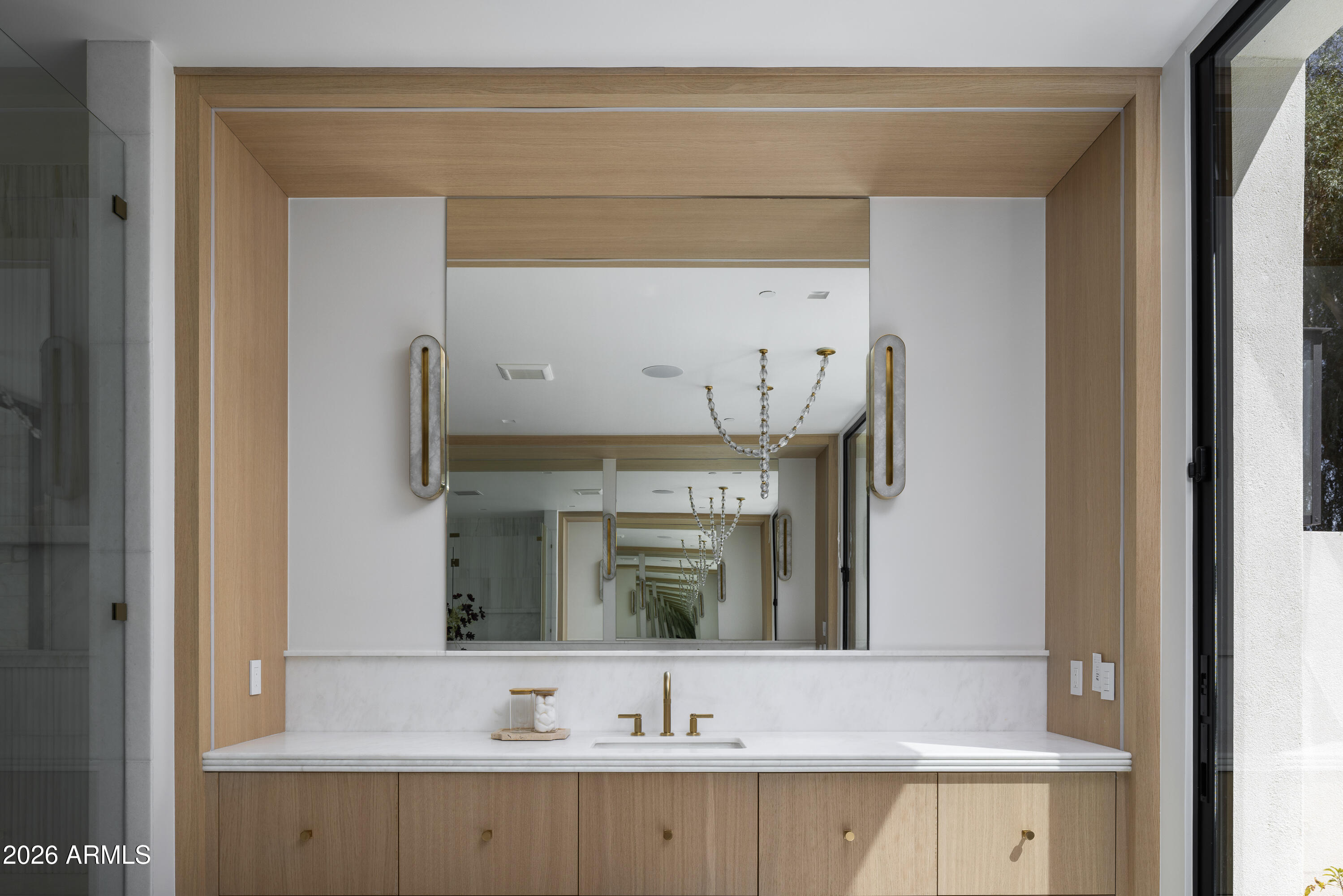 5717 E VIA LOS RANCHOS