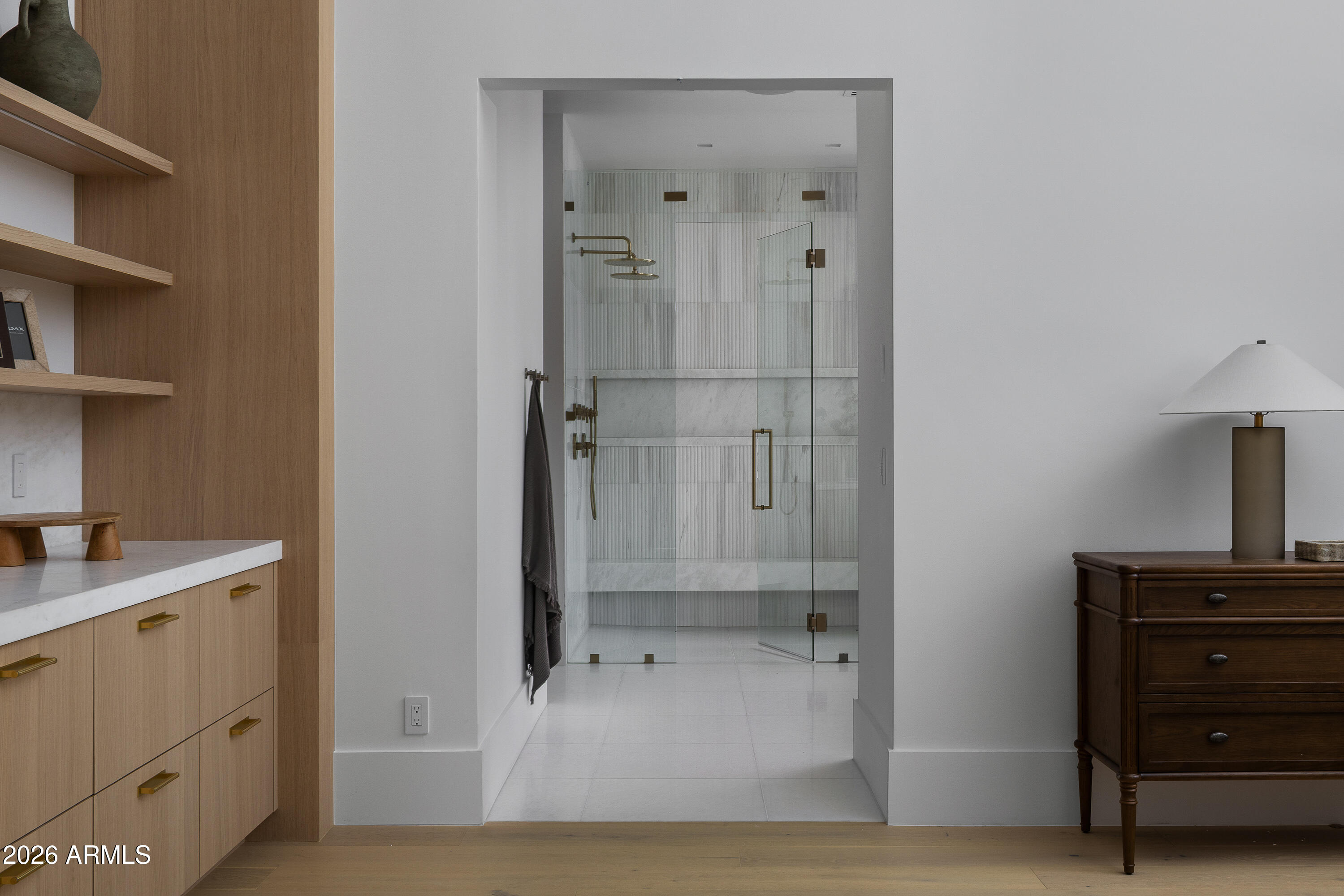 5717 E VIA LOS RANCHOS