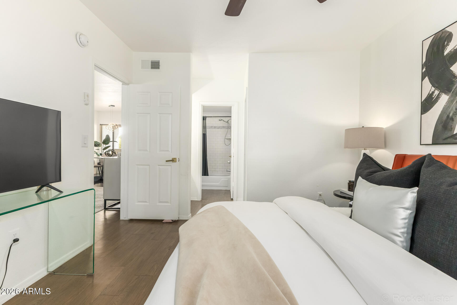 1825 W RAY Road 2146