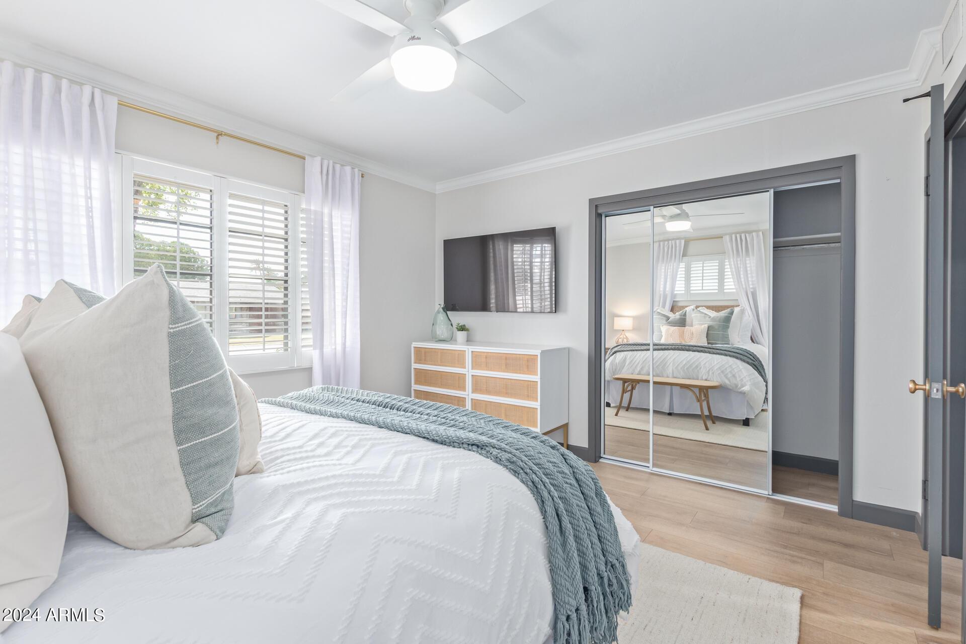 4536 E Calle Redonda