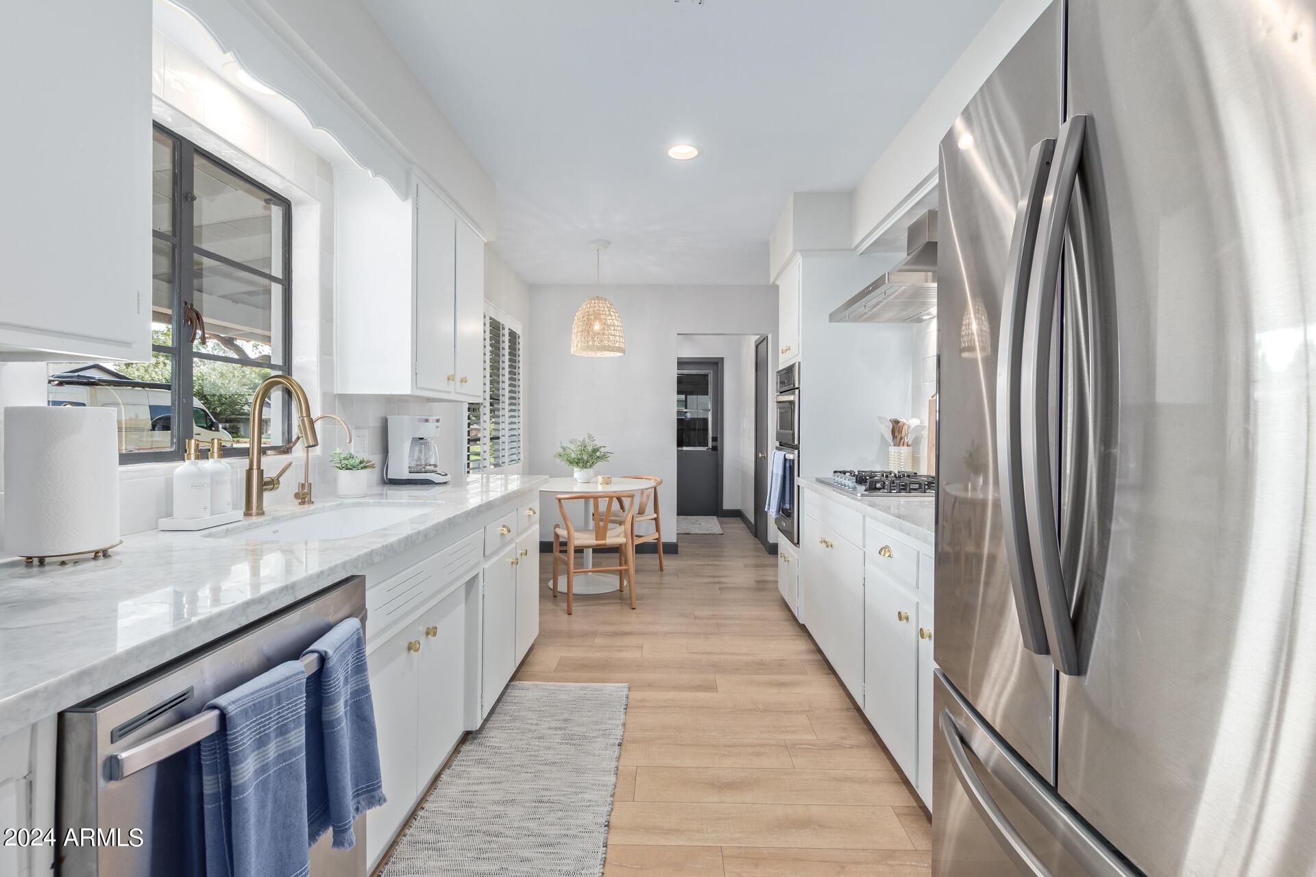 4536 E Calle Redonda