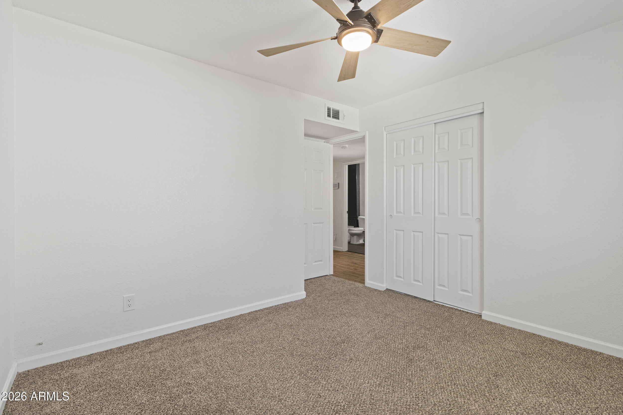 11830 S EAGLEMAN Drive