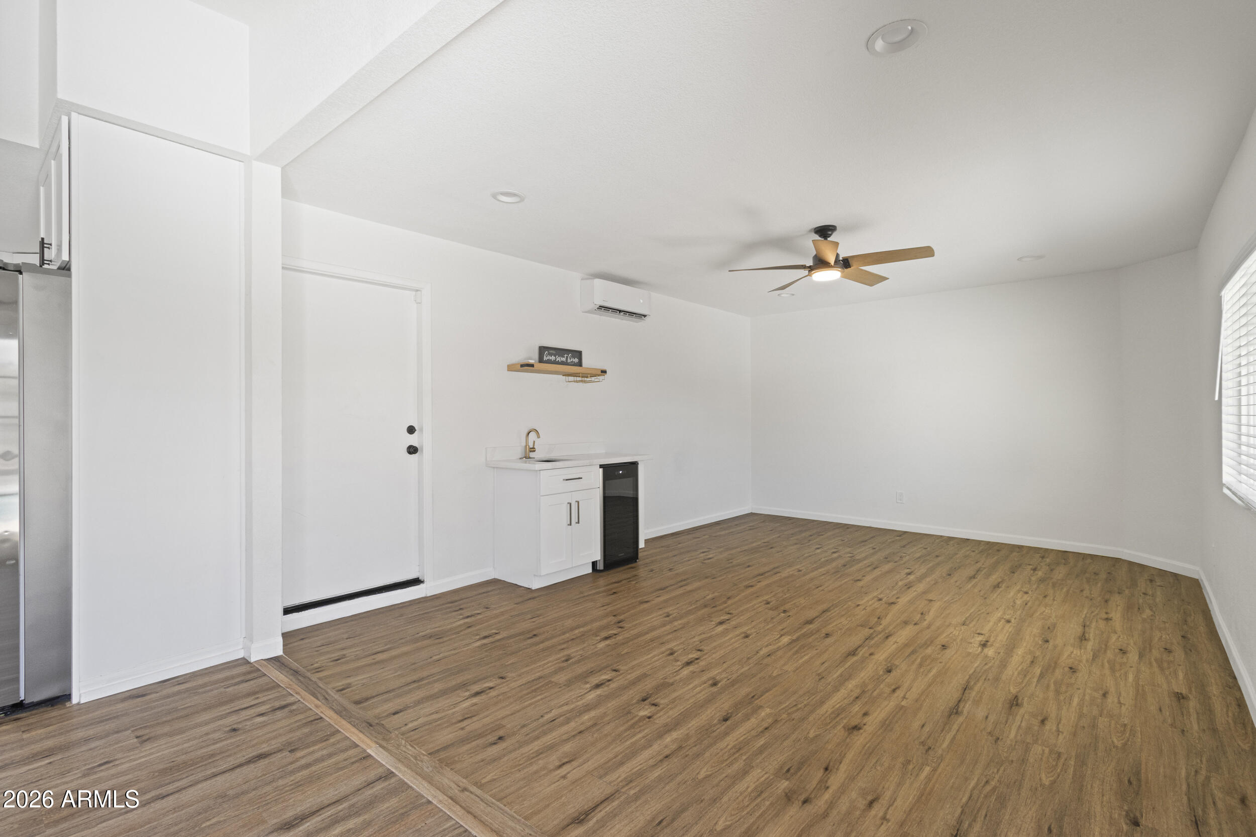 11830 S EAGLEMAN Drive