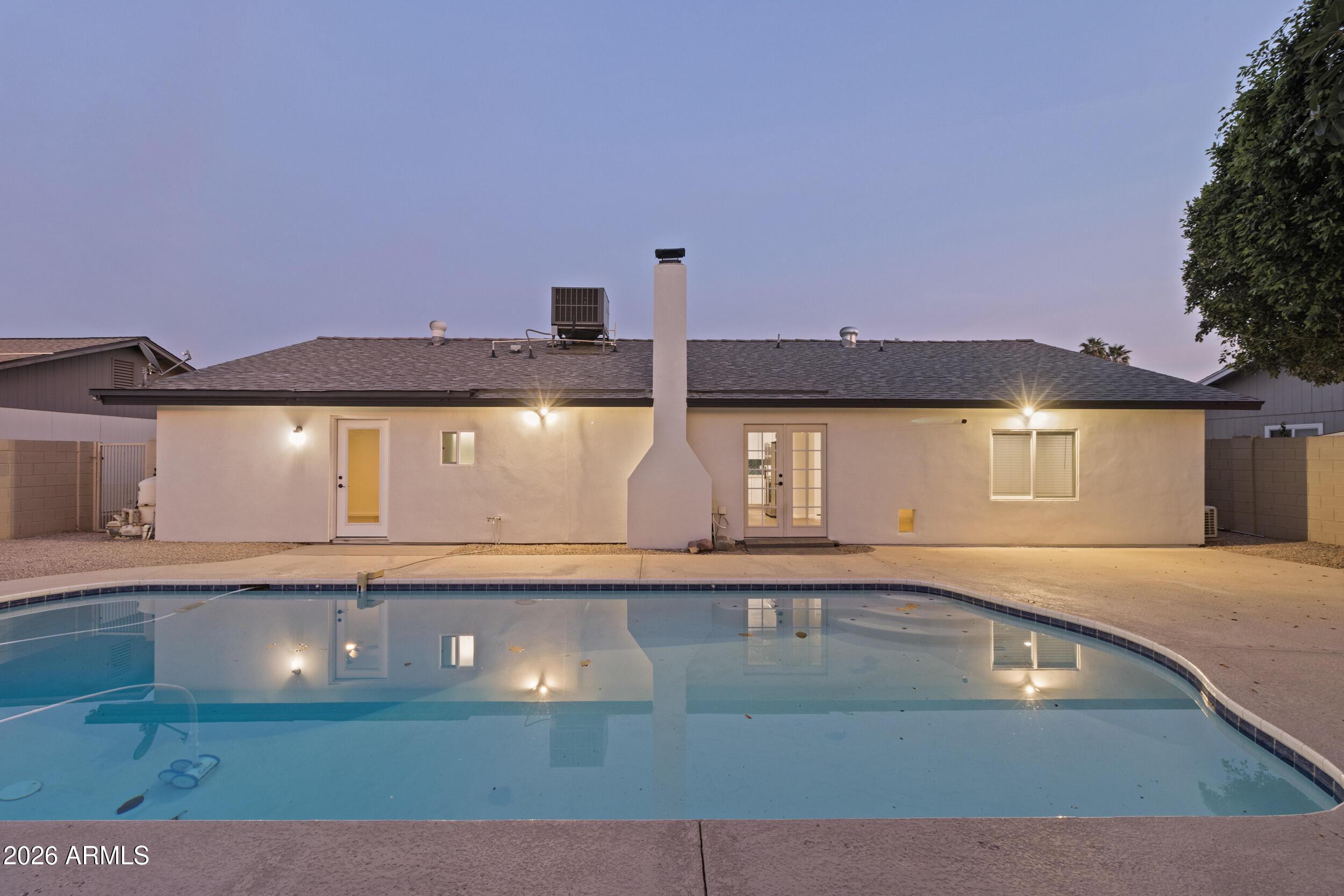 11830 S EAGLEMAN Drive