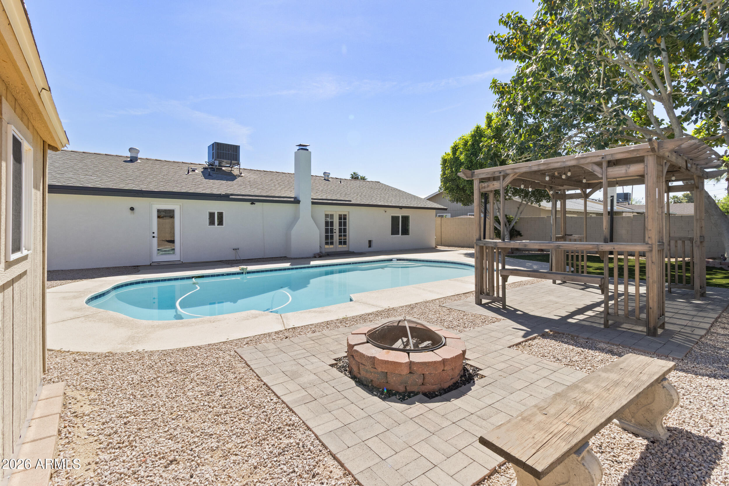 11830 S EAGLEMAN Drive