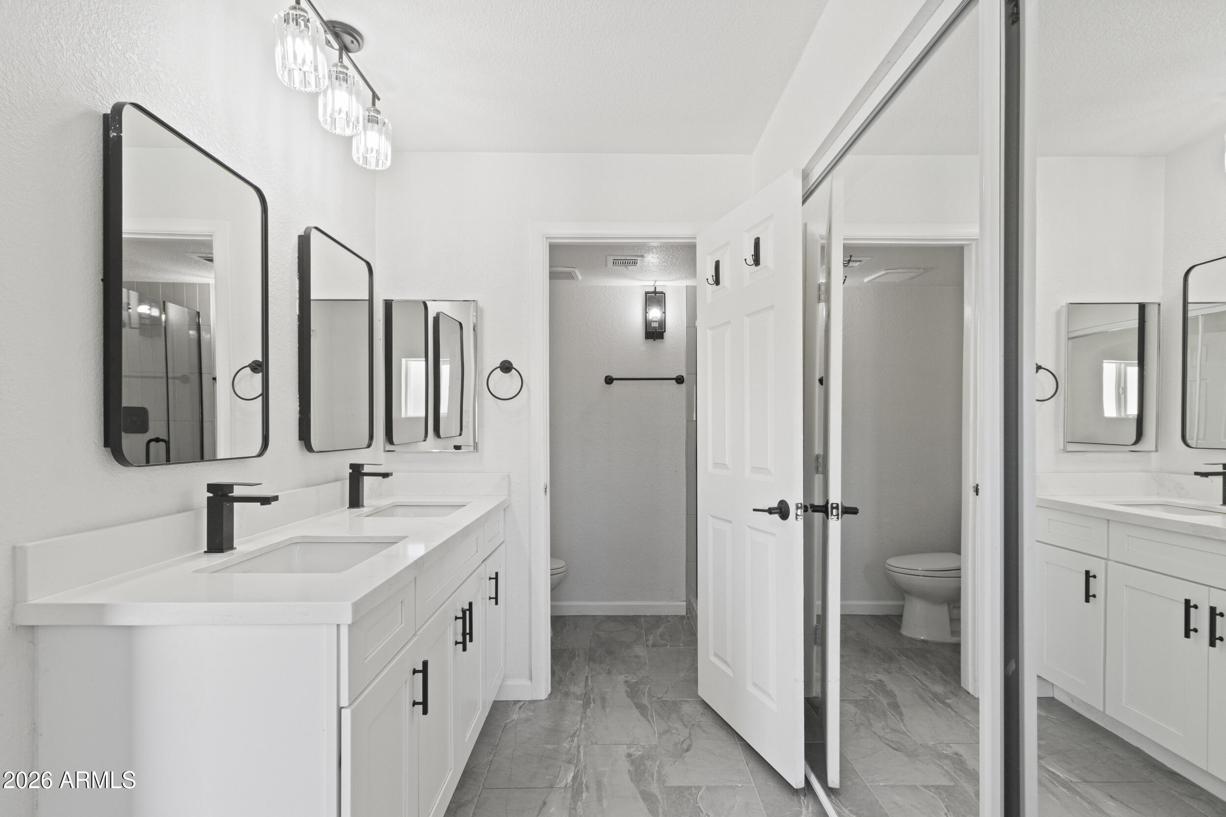 11830 S EAGLEMAN Drive