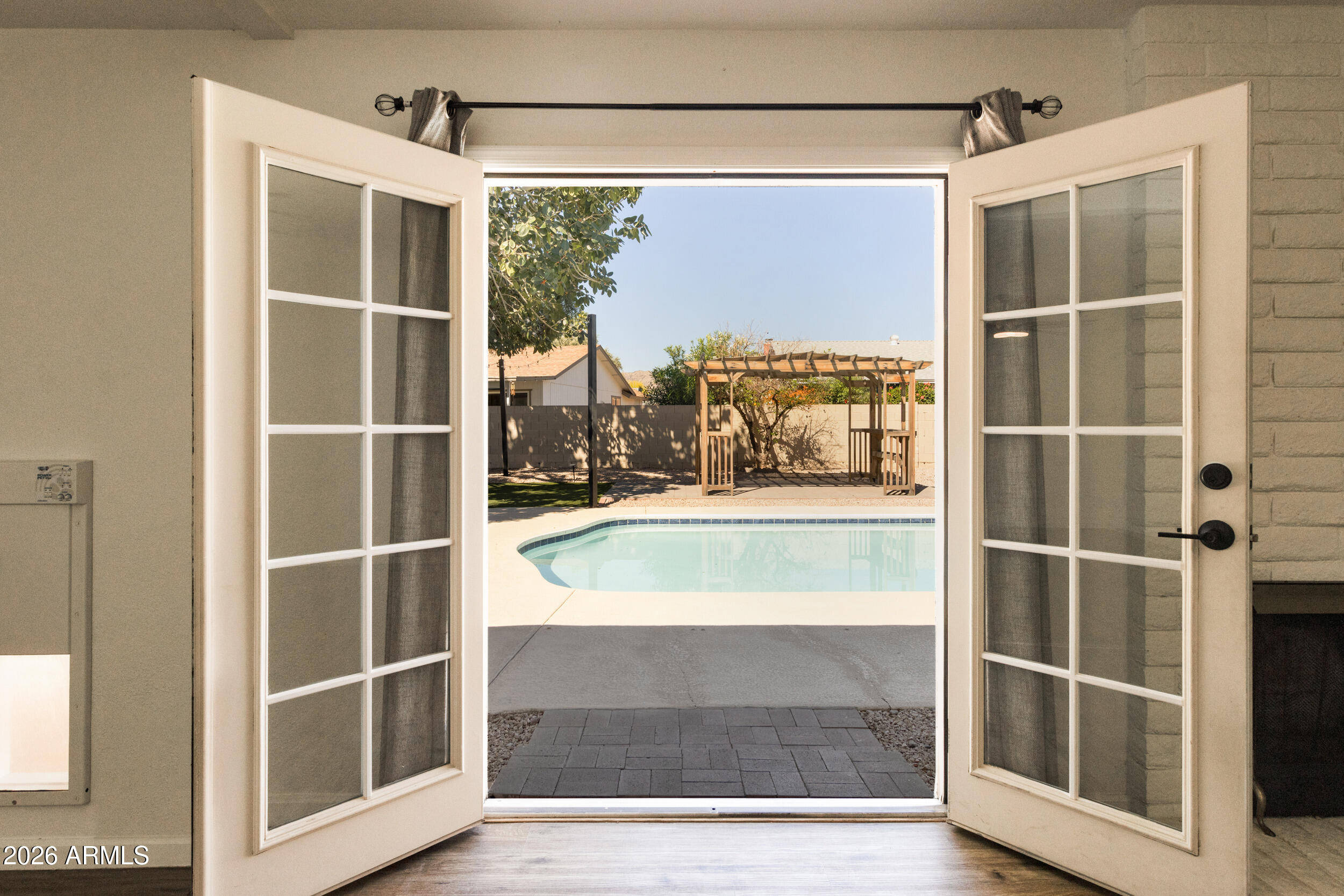 11830 S EAGLEMAN Drive