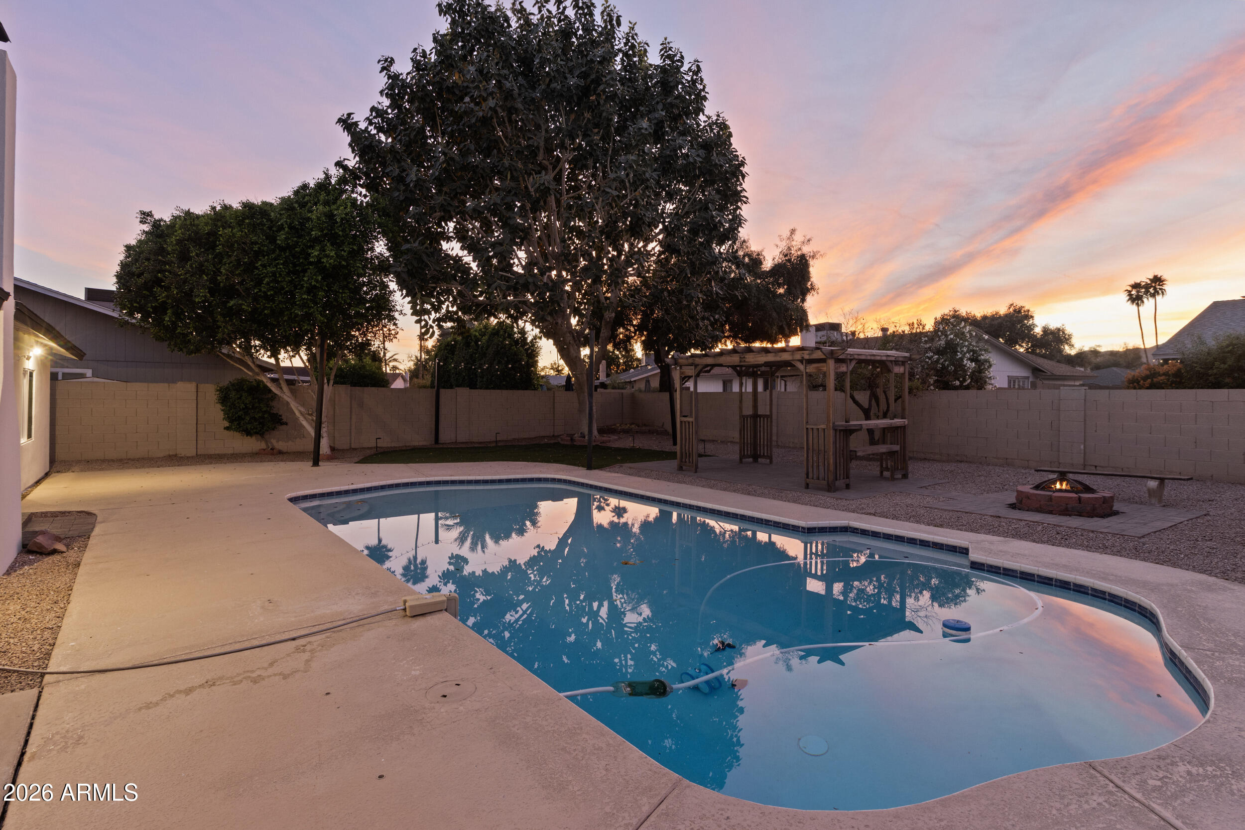 11830 S EAGLEMAN Drive