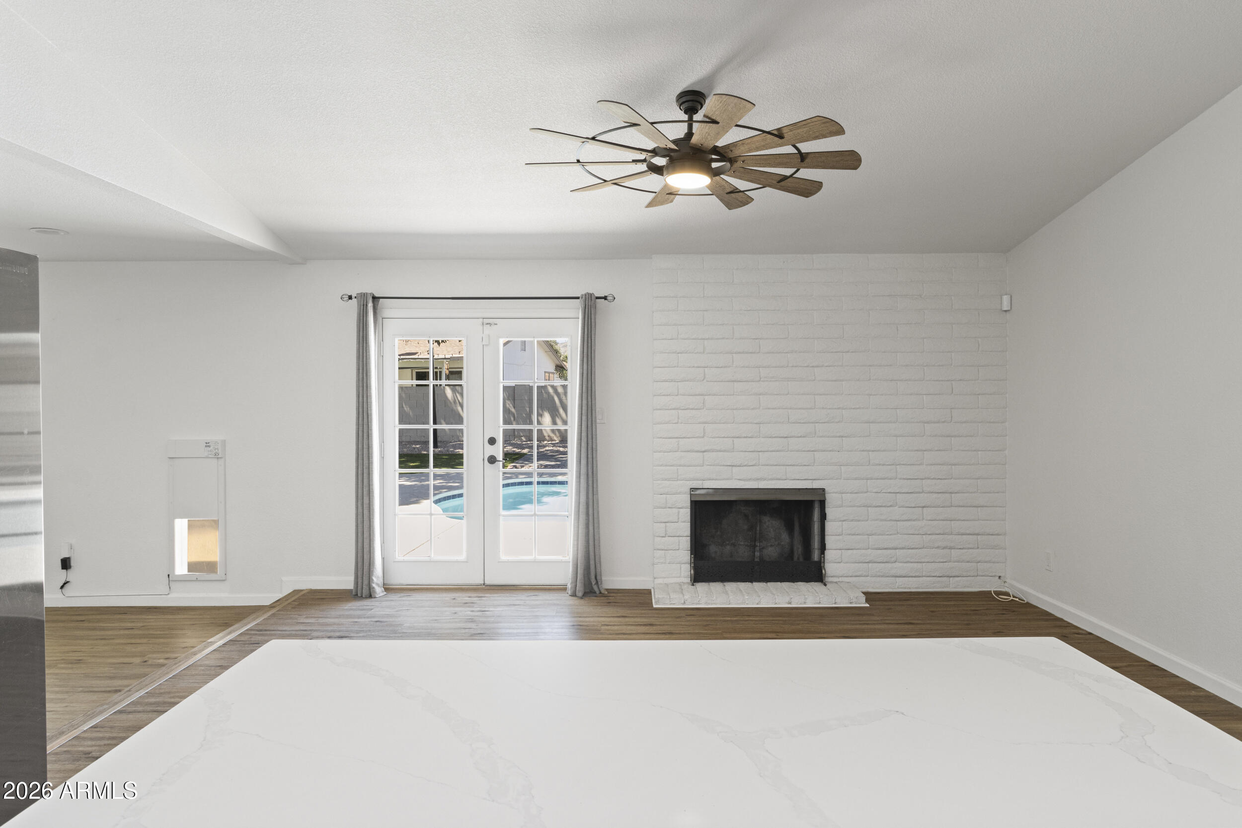 11830 S EAGLEMAN Drive