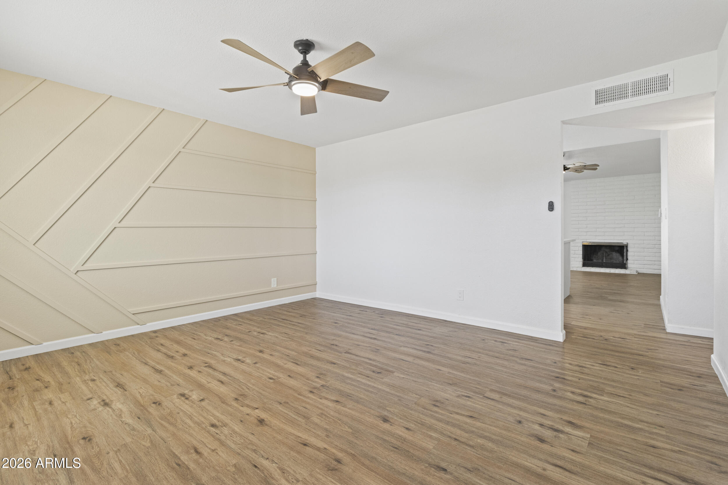 11830 S EAGLEMAN Drive