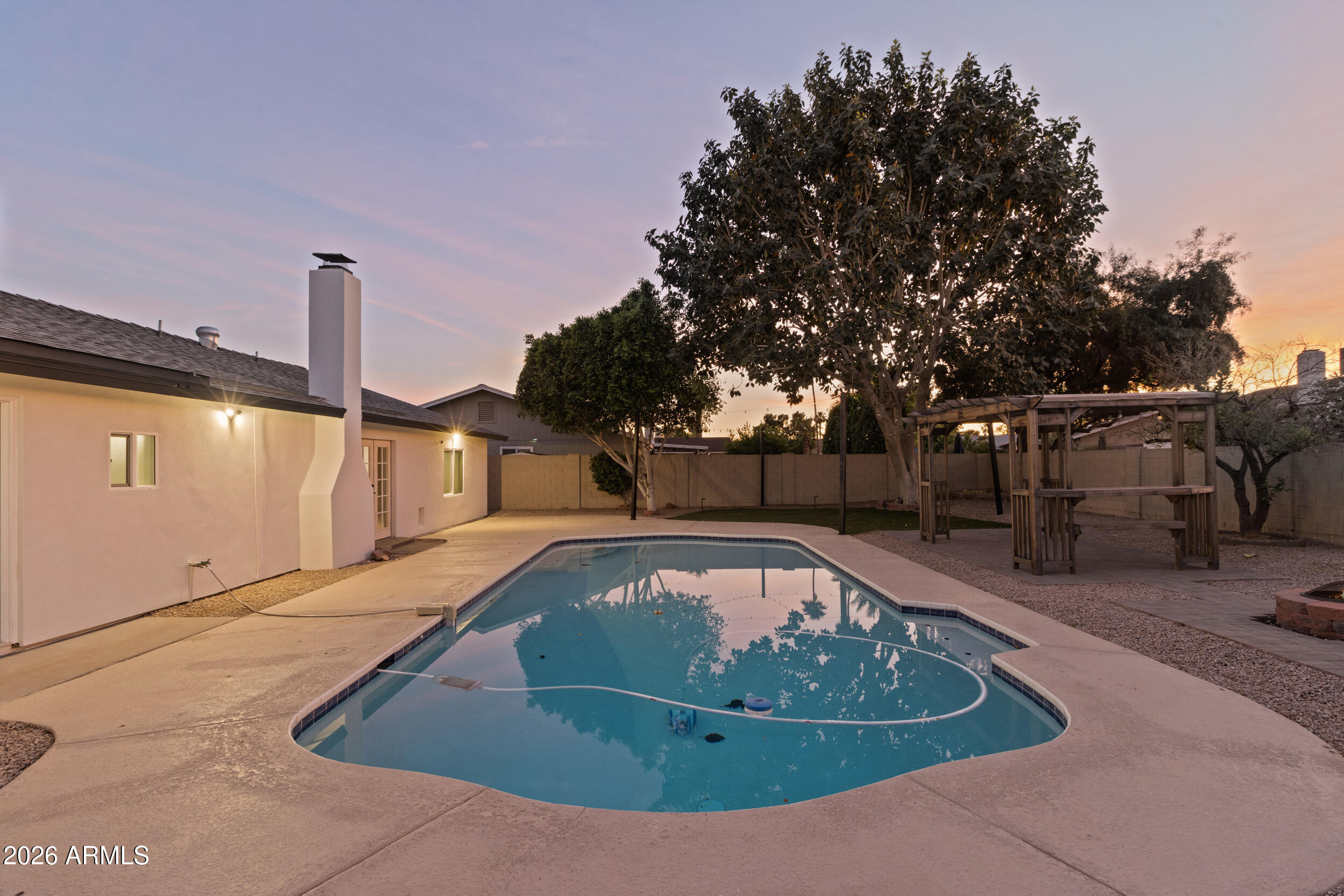 11830 S EAGLEMAN Drive