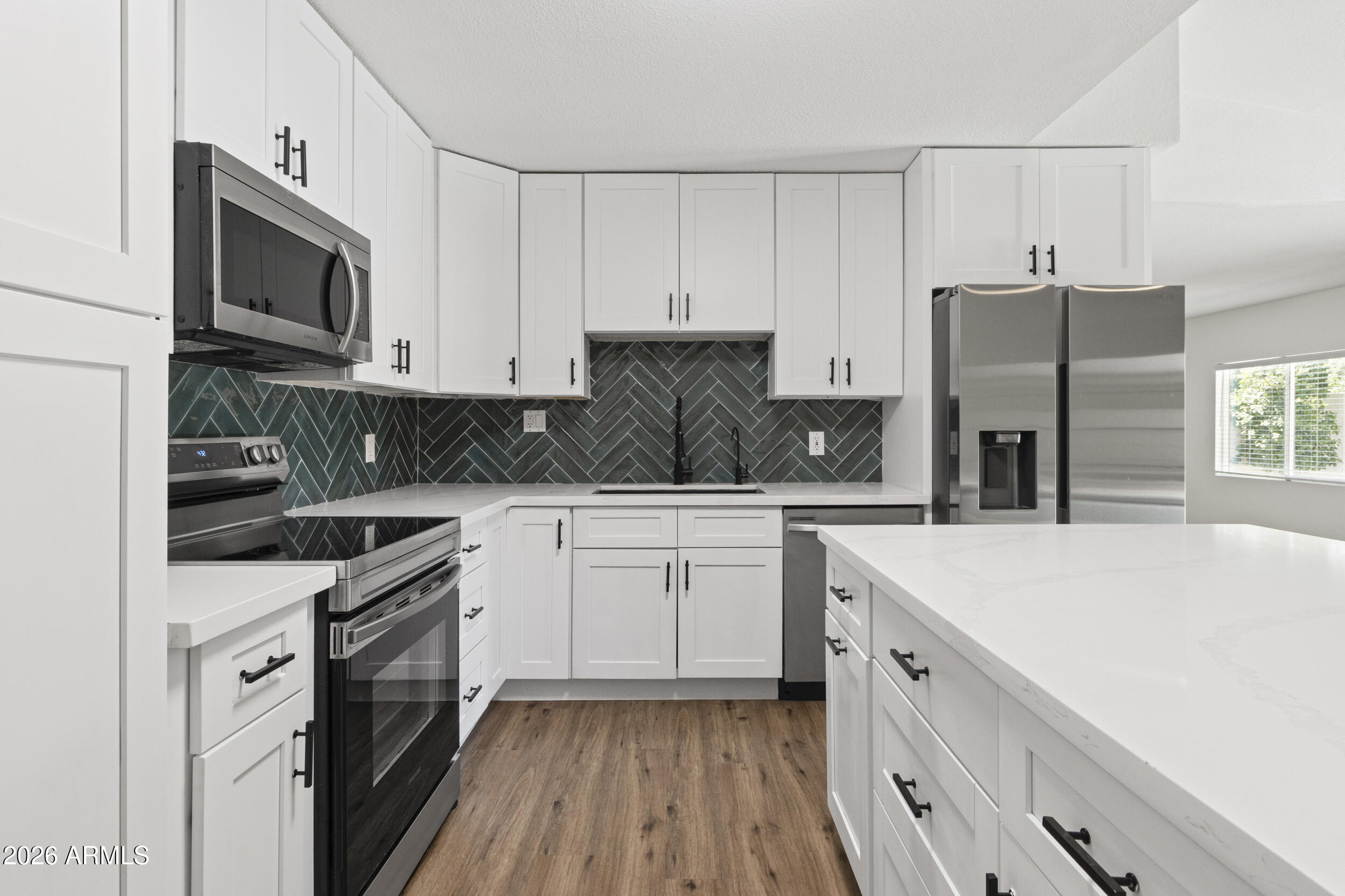 11830 S EAGLEMAN Drive