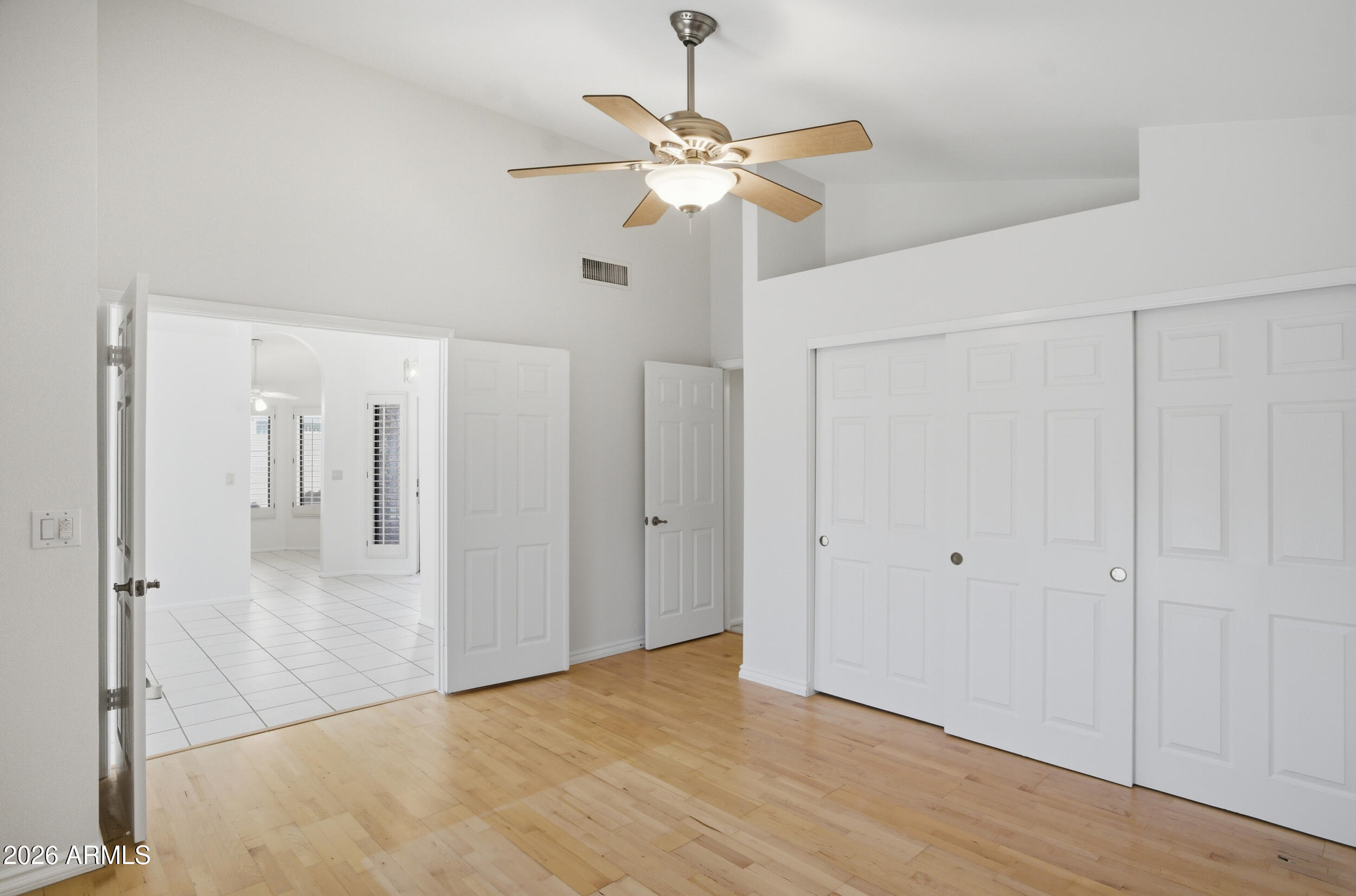 37 E GREENTREE Drive