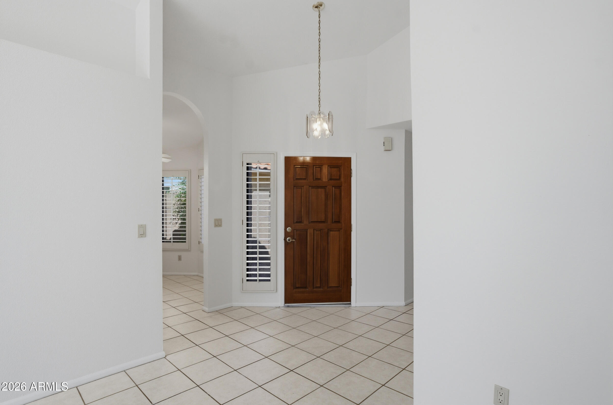 37 E GREENTREE Drive