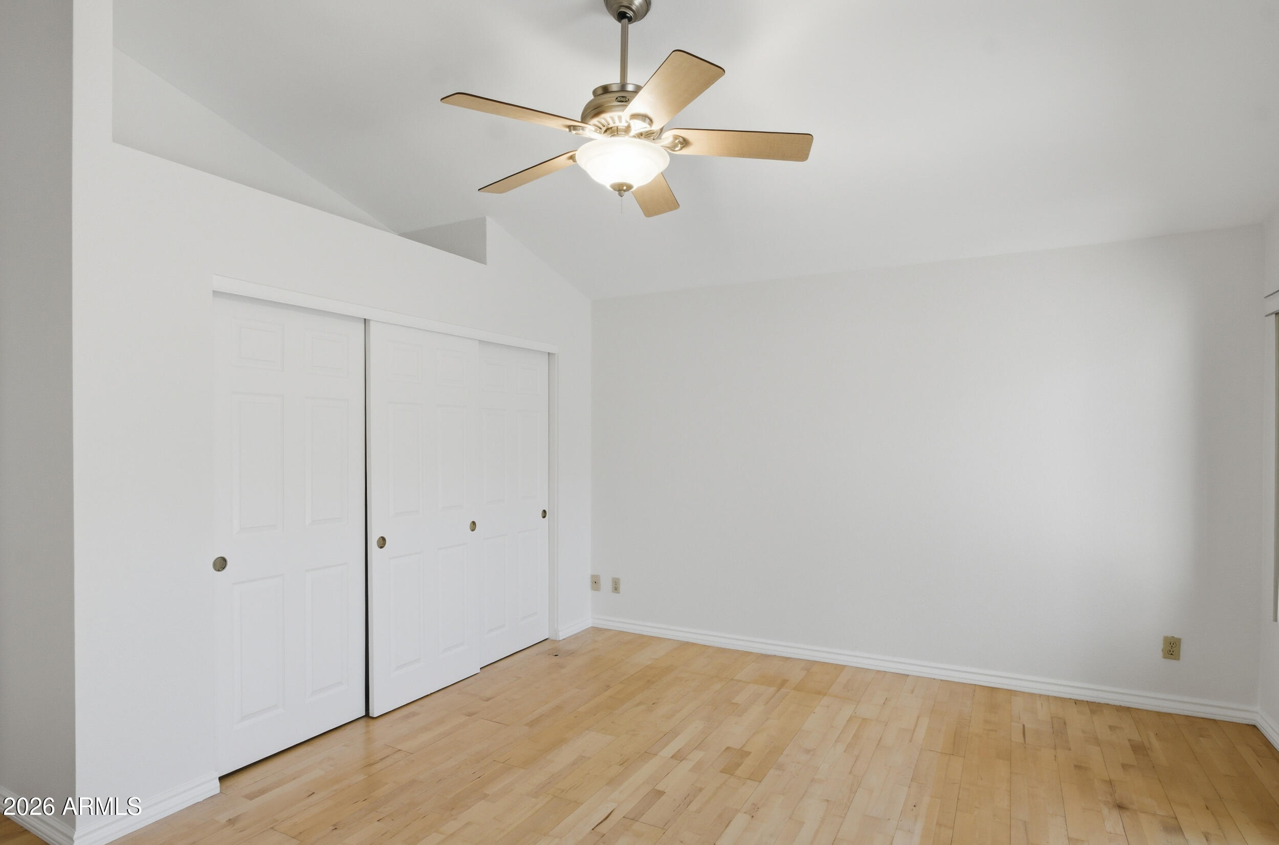 37 E GREENTREE Drive