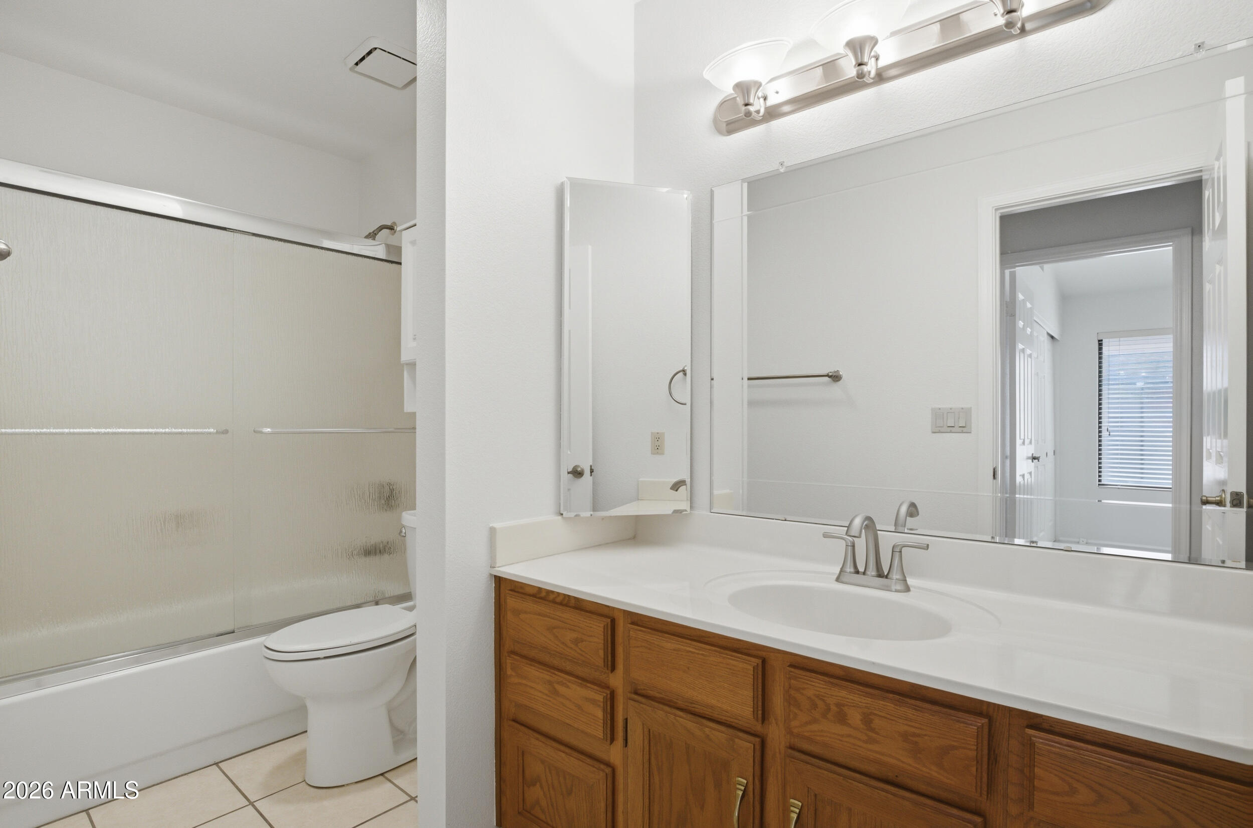 37 E GREENTREE Drive