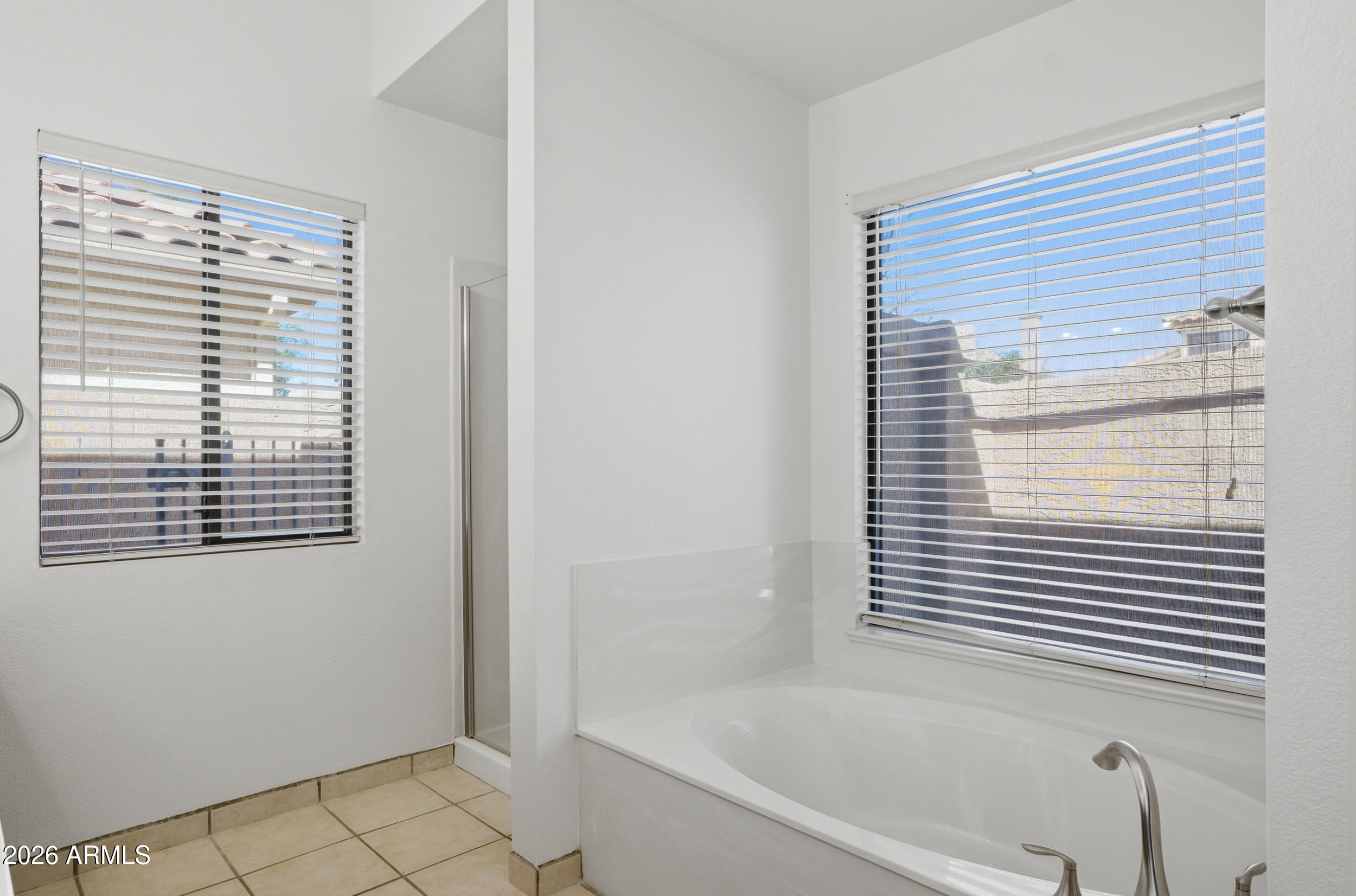 37 E GREENTREE Drive