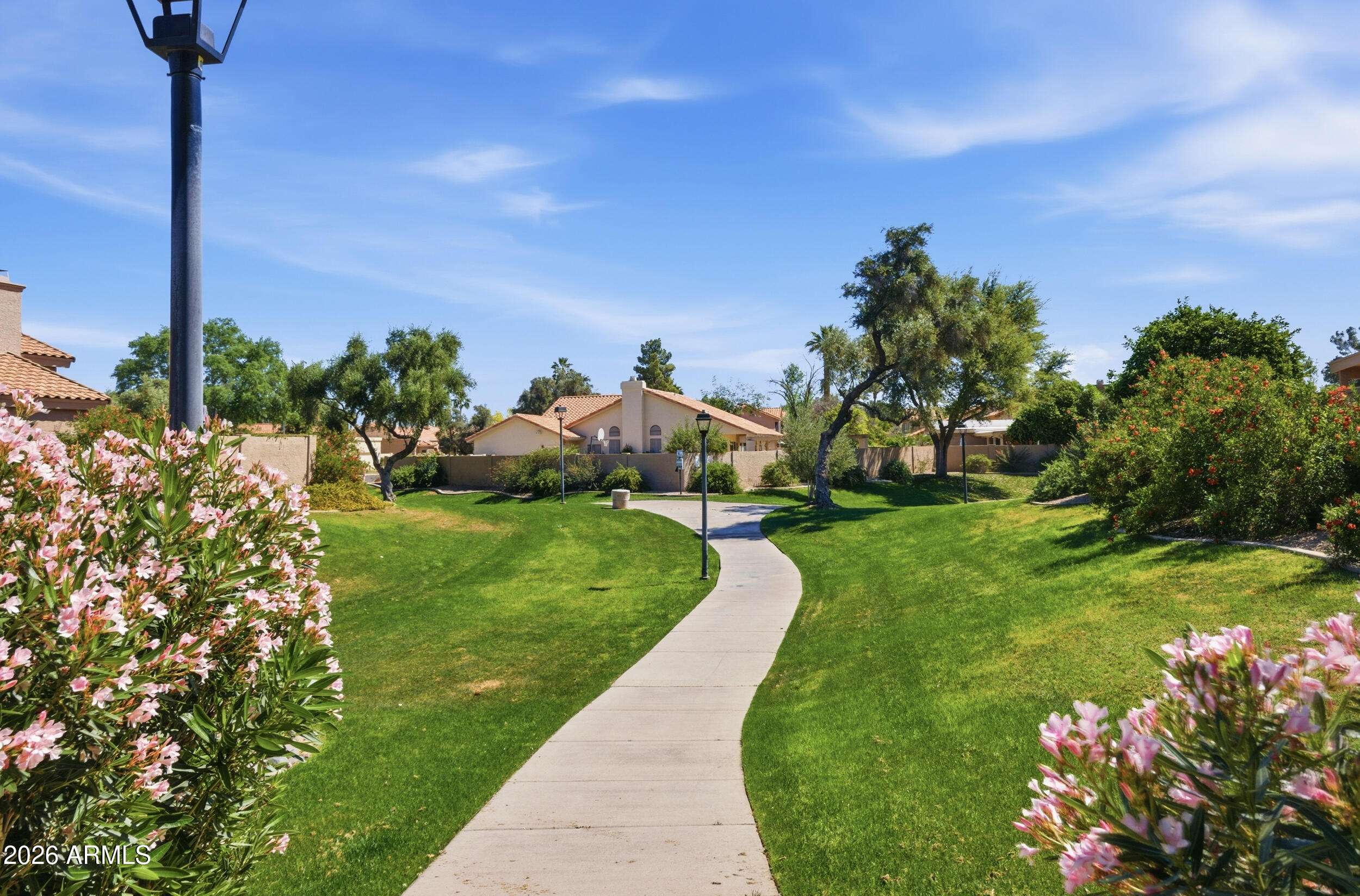 37 E GREENTREE Drive