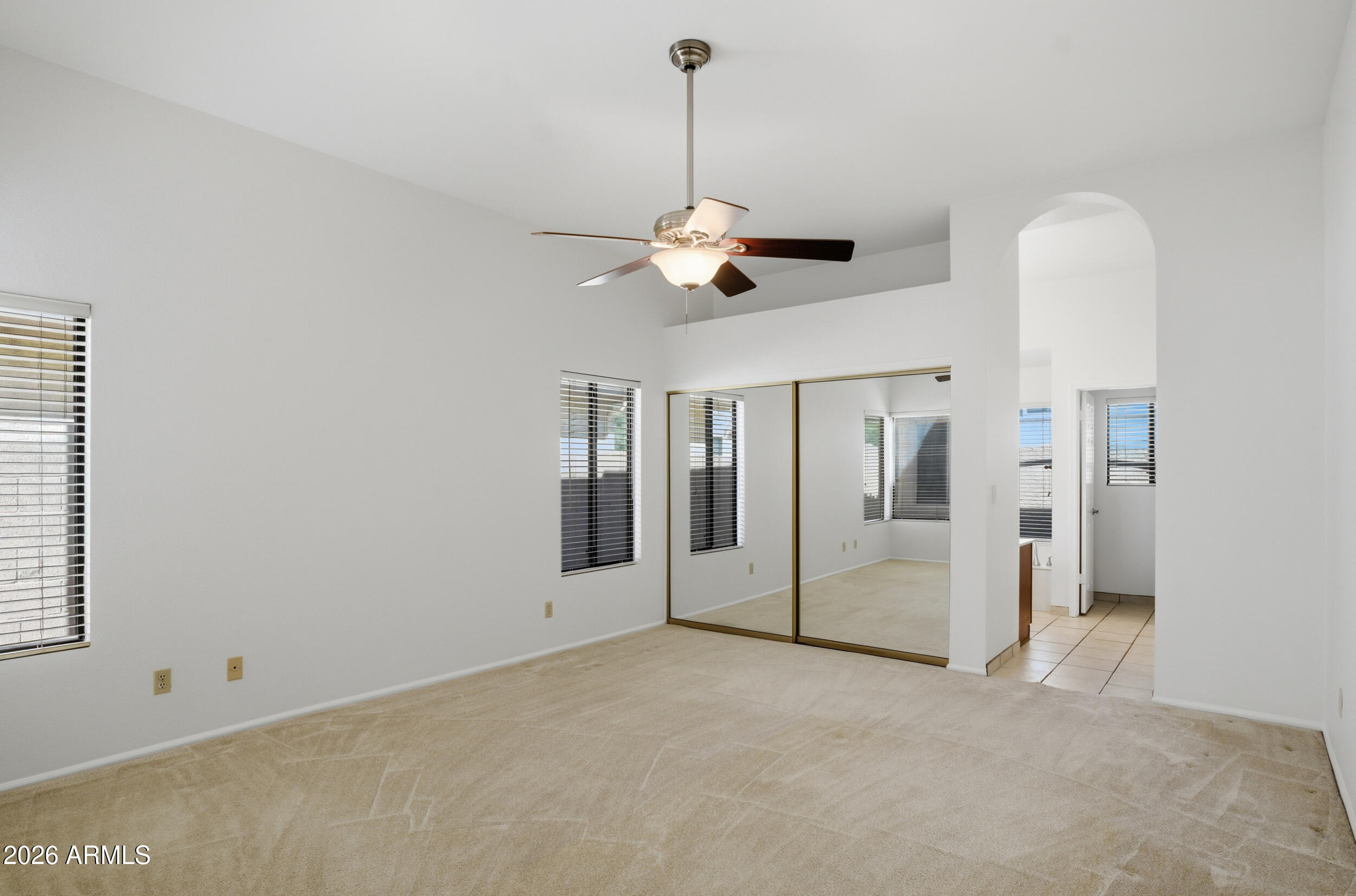 37 E GREENTREE Drive