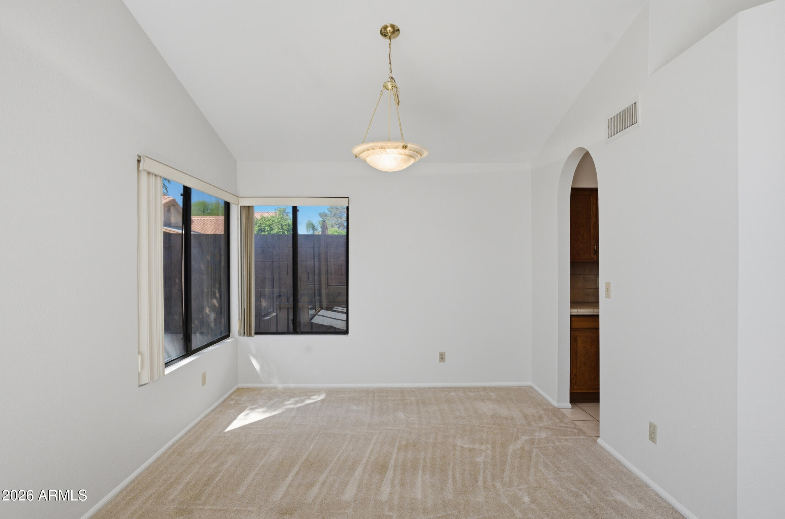 37 E GREENTREE Drive