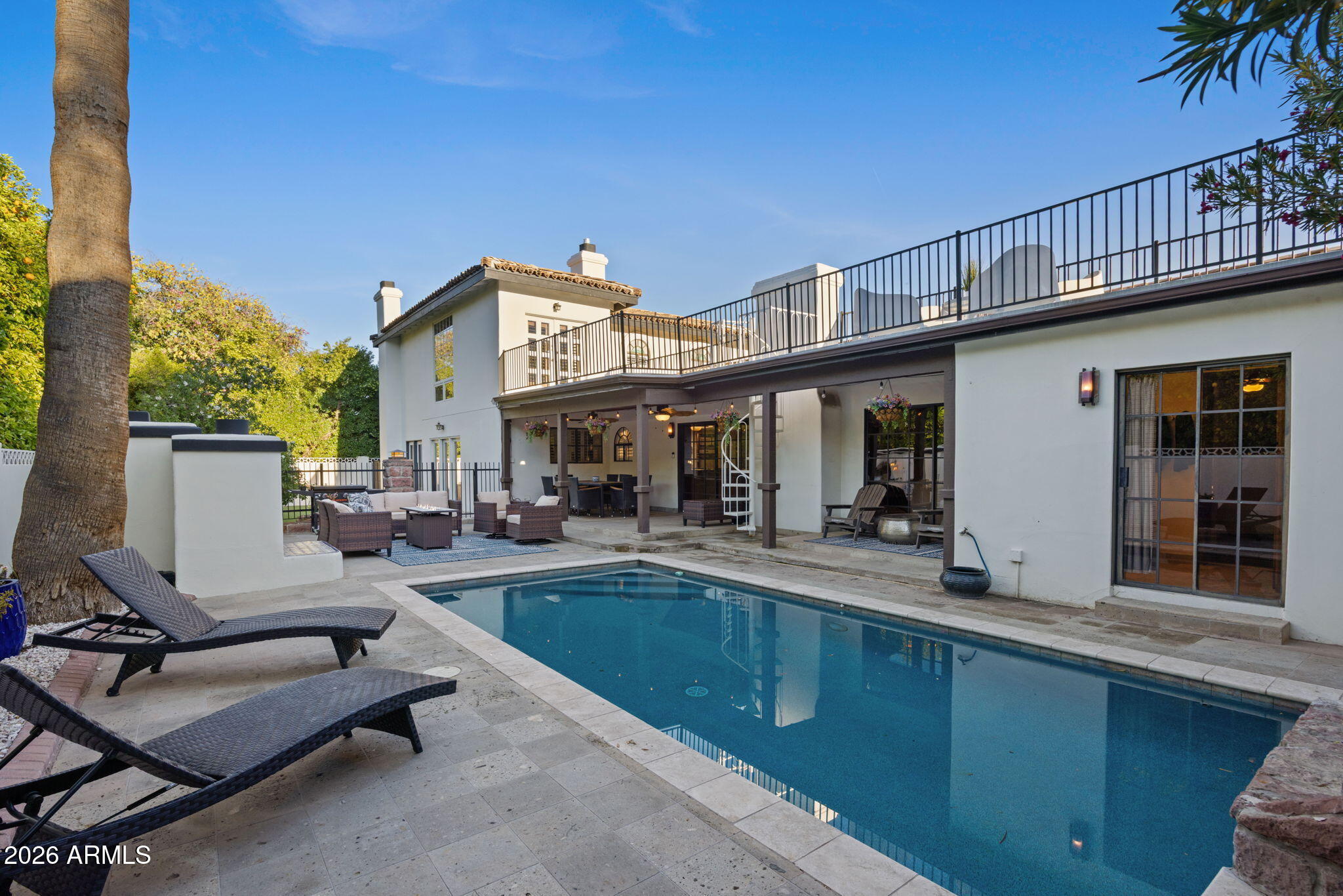 320 W BETHANY HOME Road