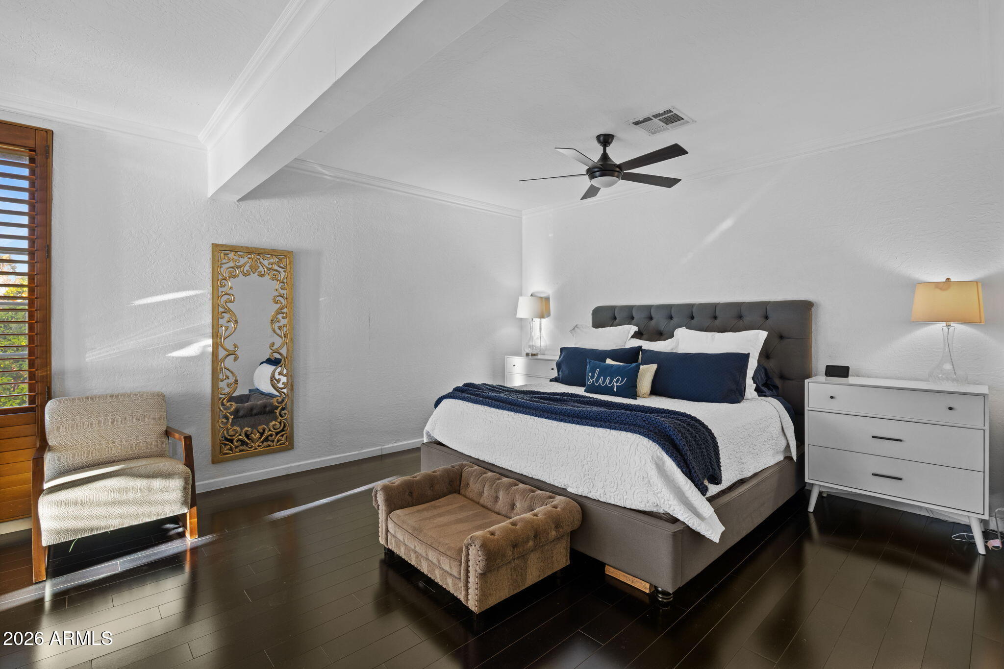 320 W BETHANY HOME Road