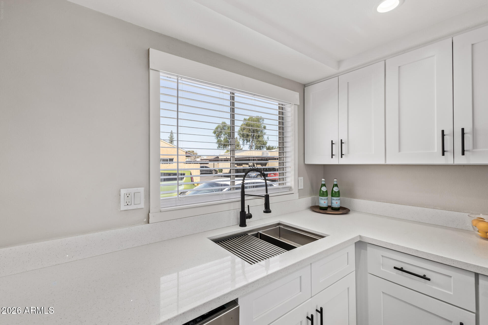 1867 E KIRKLAND Lane